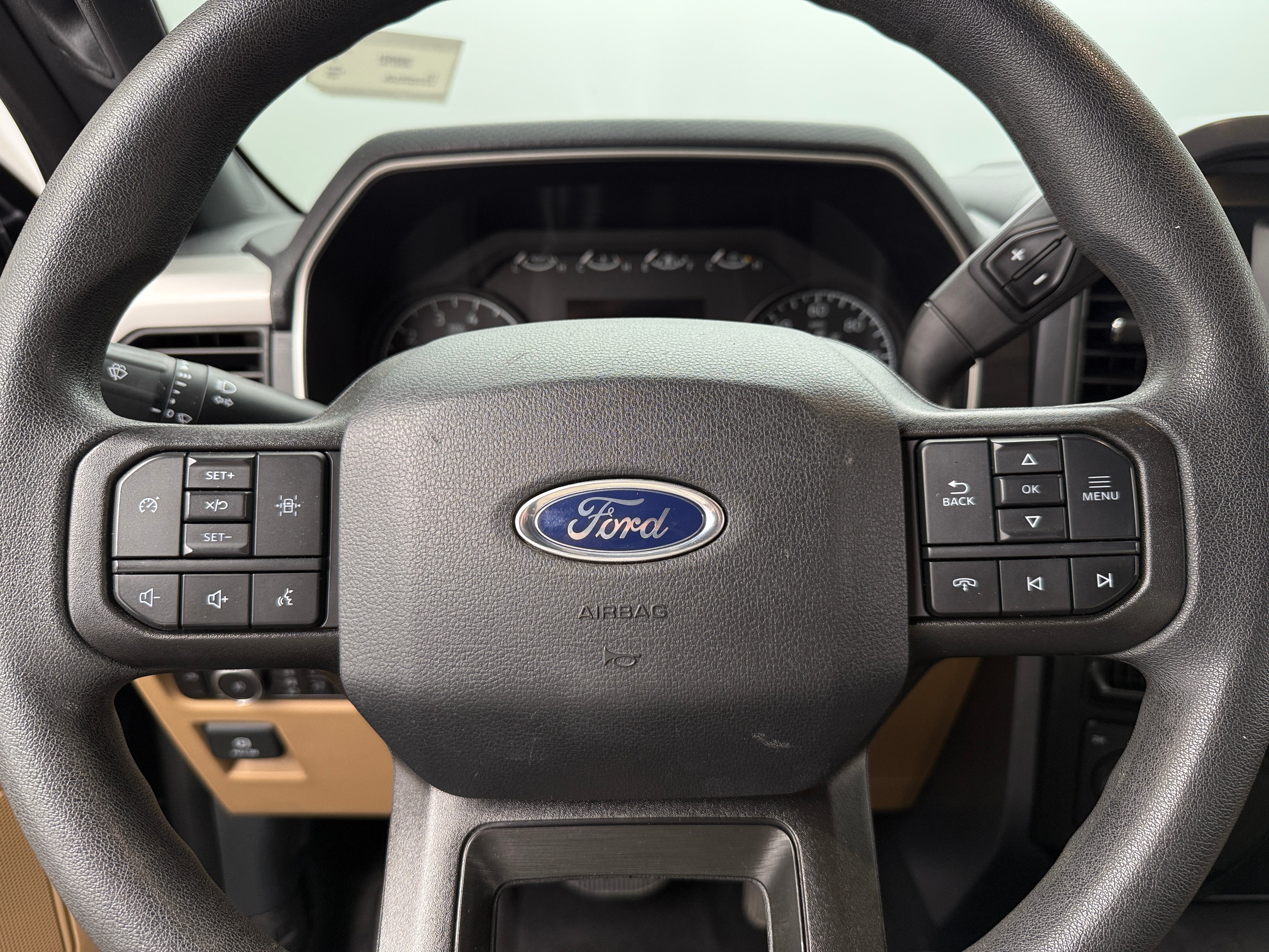2023 Ford Econoline E-150 5