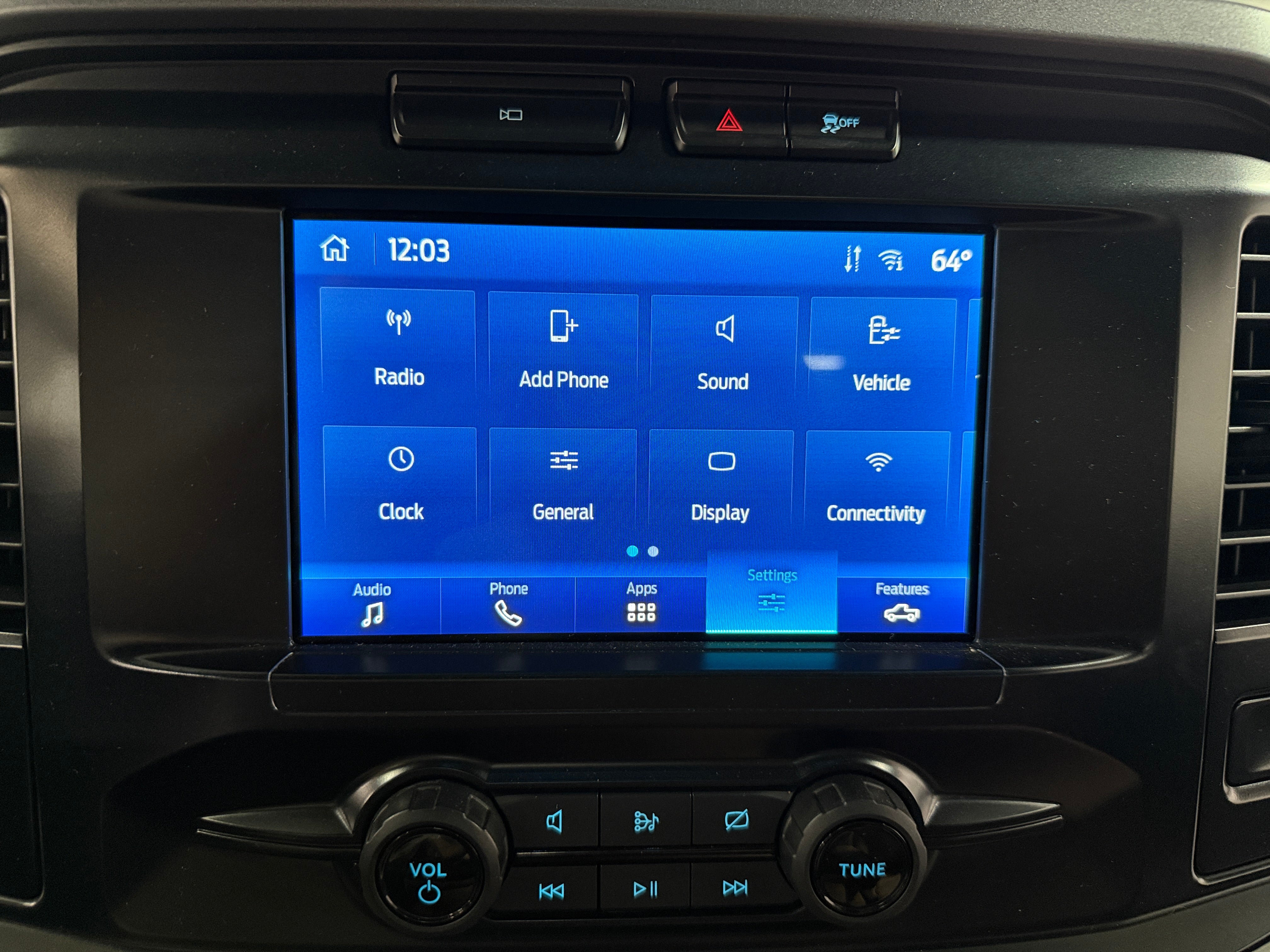 2023 Ford Econoline E-150 4