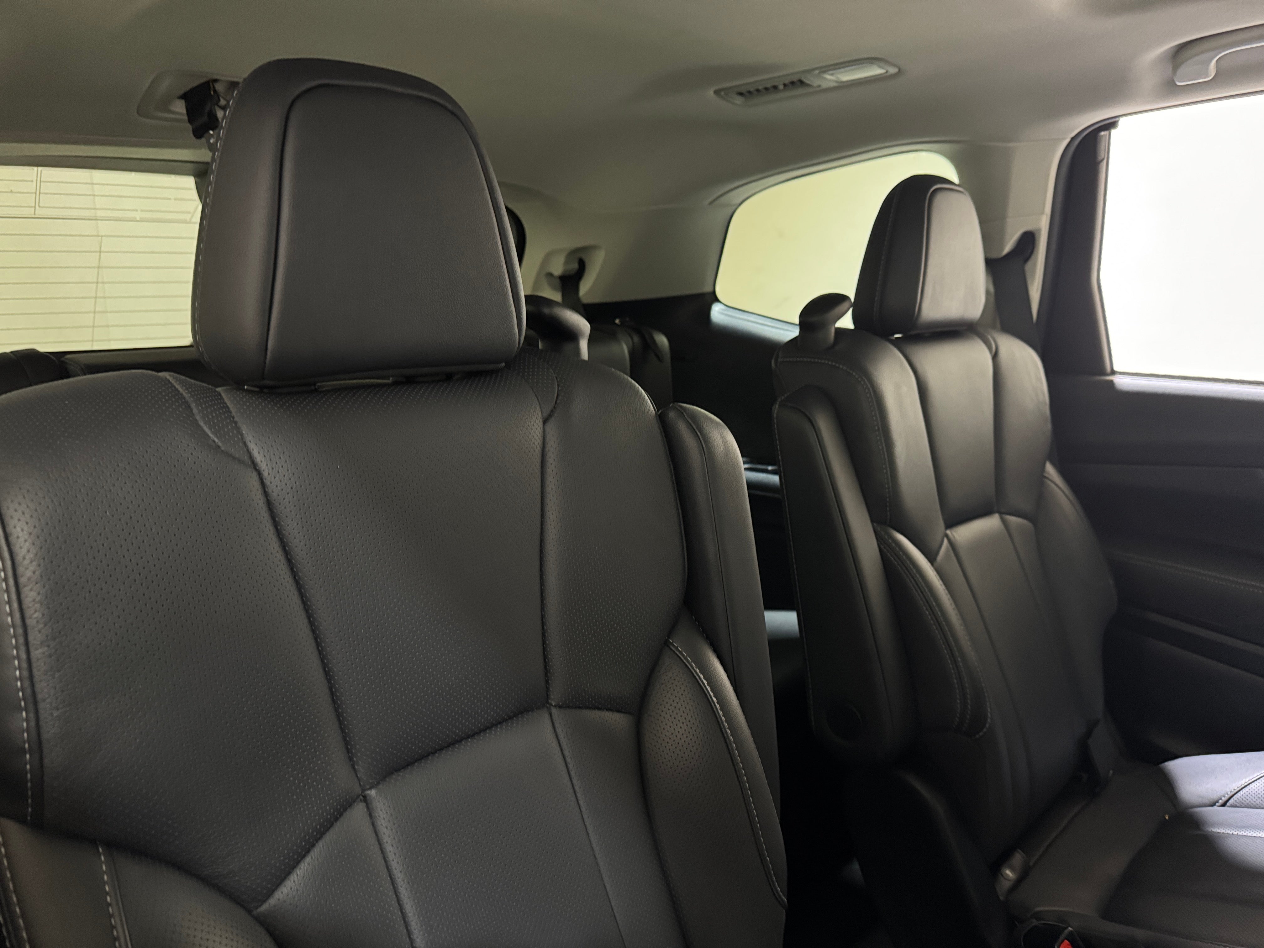2022 Subaru Ascent Touring 5