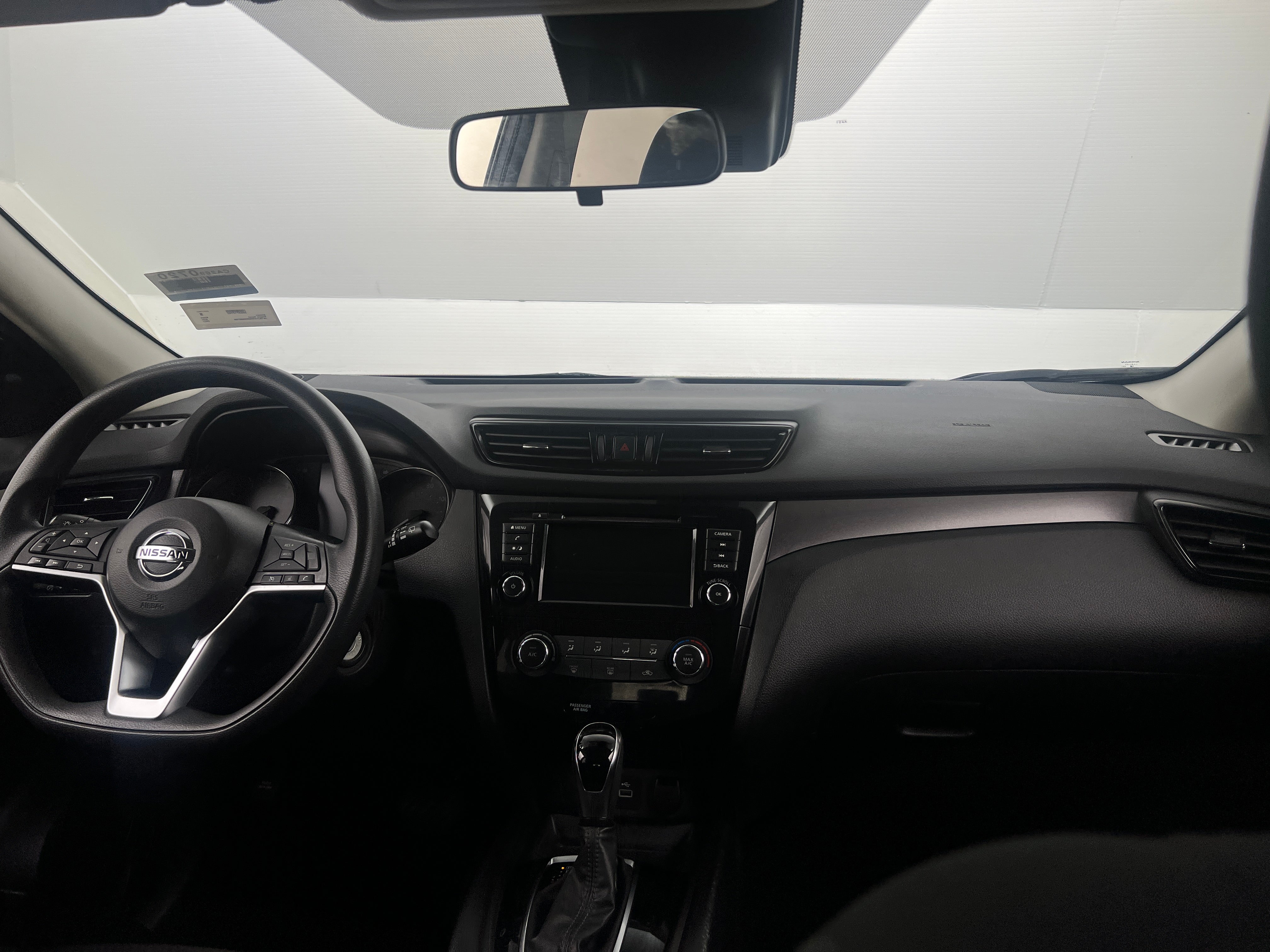 2022 Nissan Rogue Sport S 3
