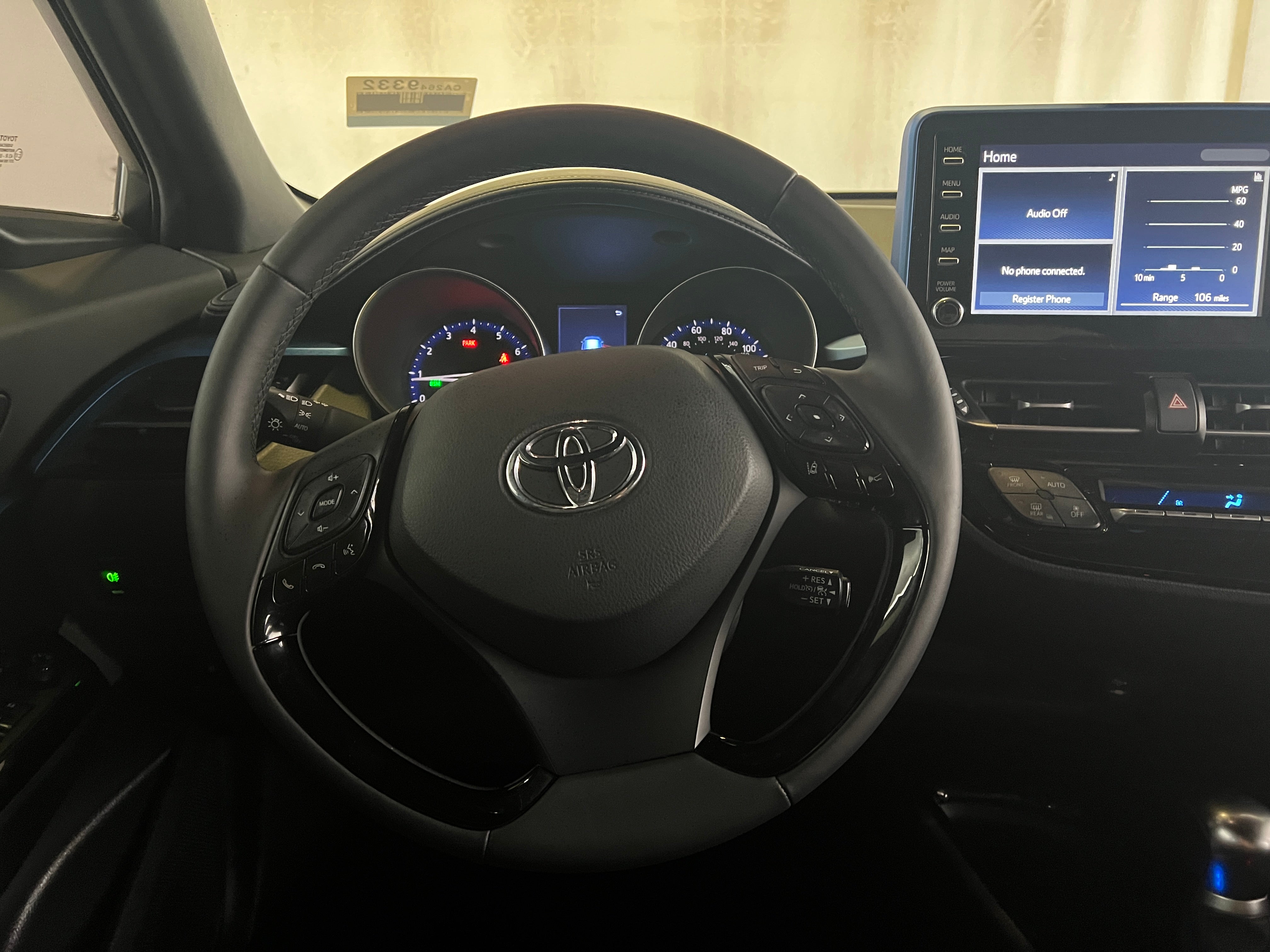 2019 Toyota C-HR XLE 5