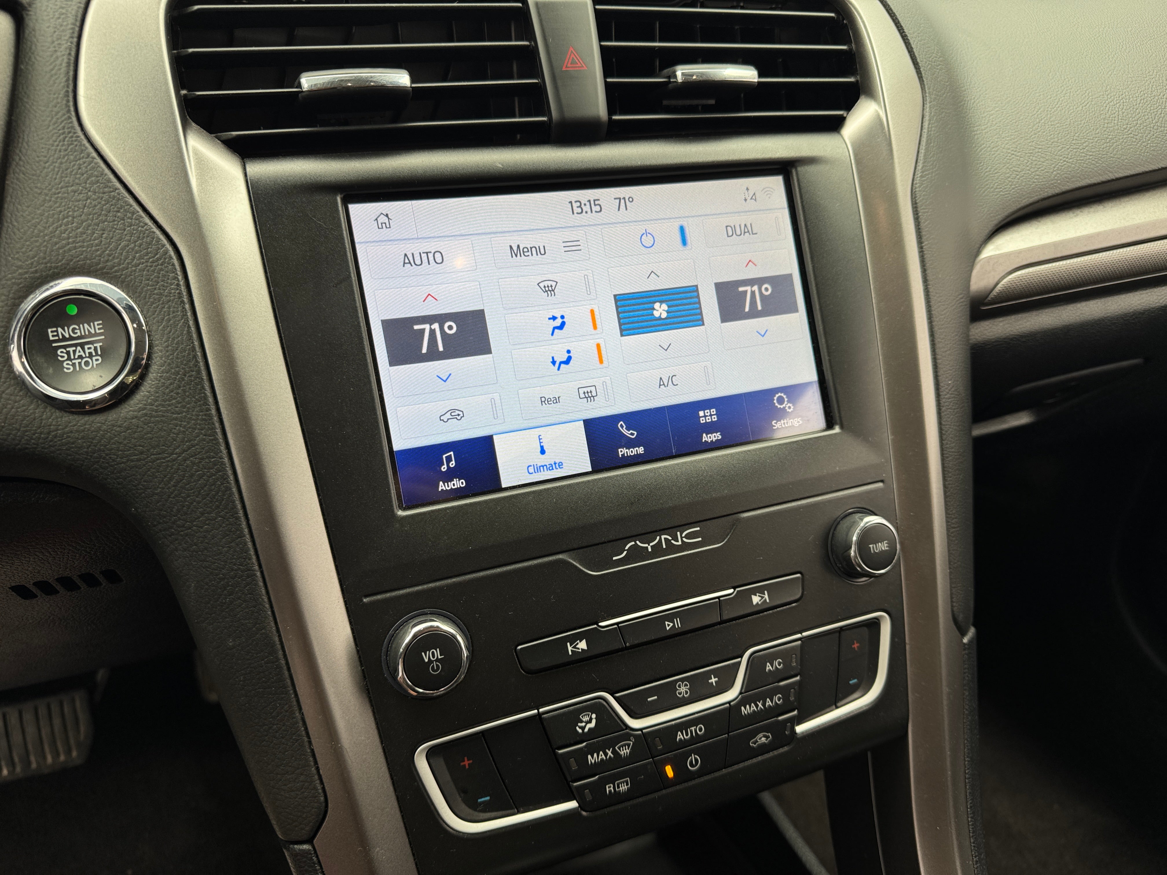 2020 Ford Fusion SE 4