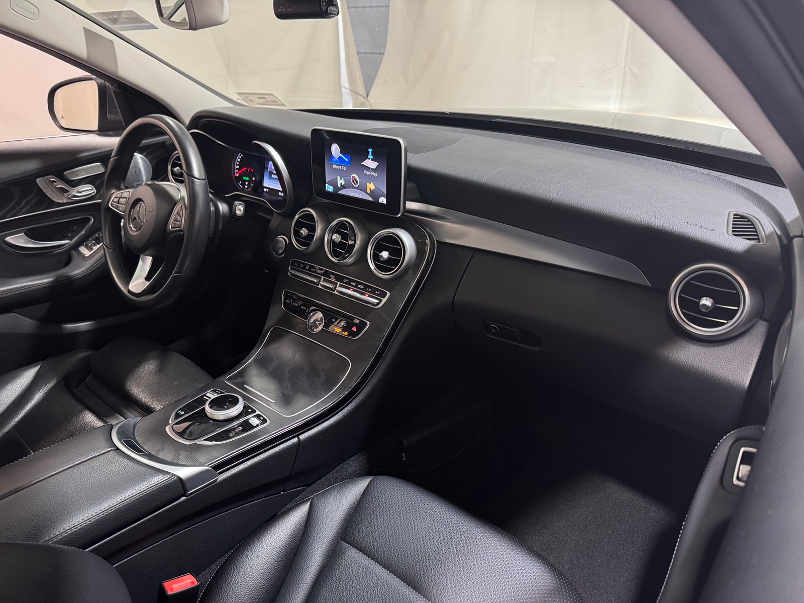 Thumbnail: 2017 Mercedes-Benz C-Class - 2