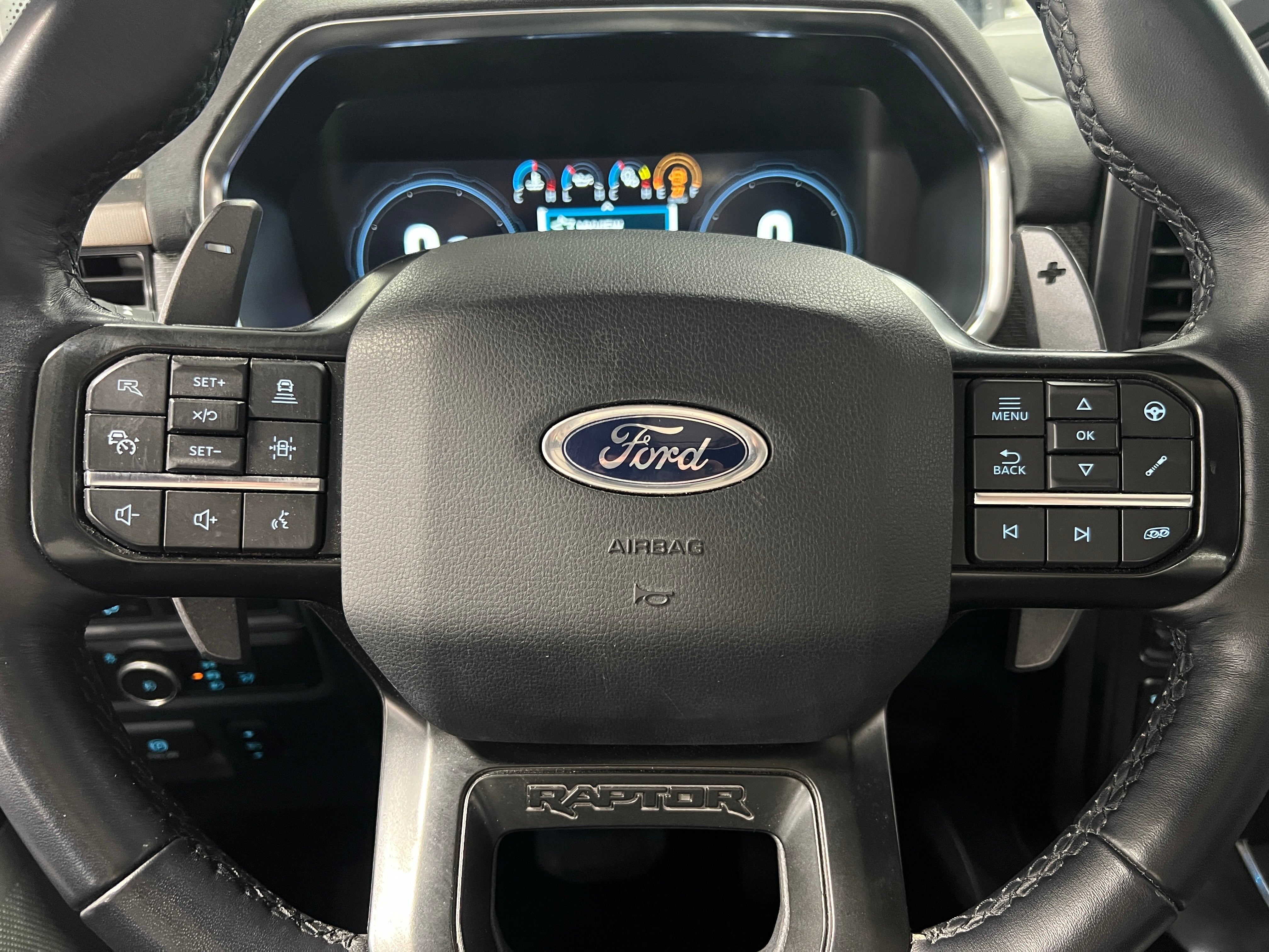 2022 Ford Econoline E-150 4