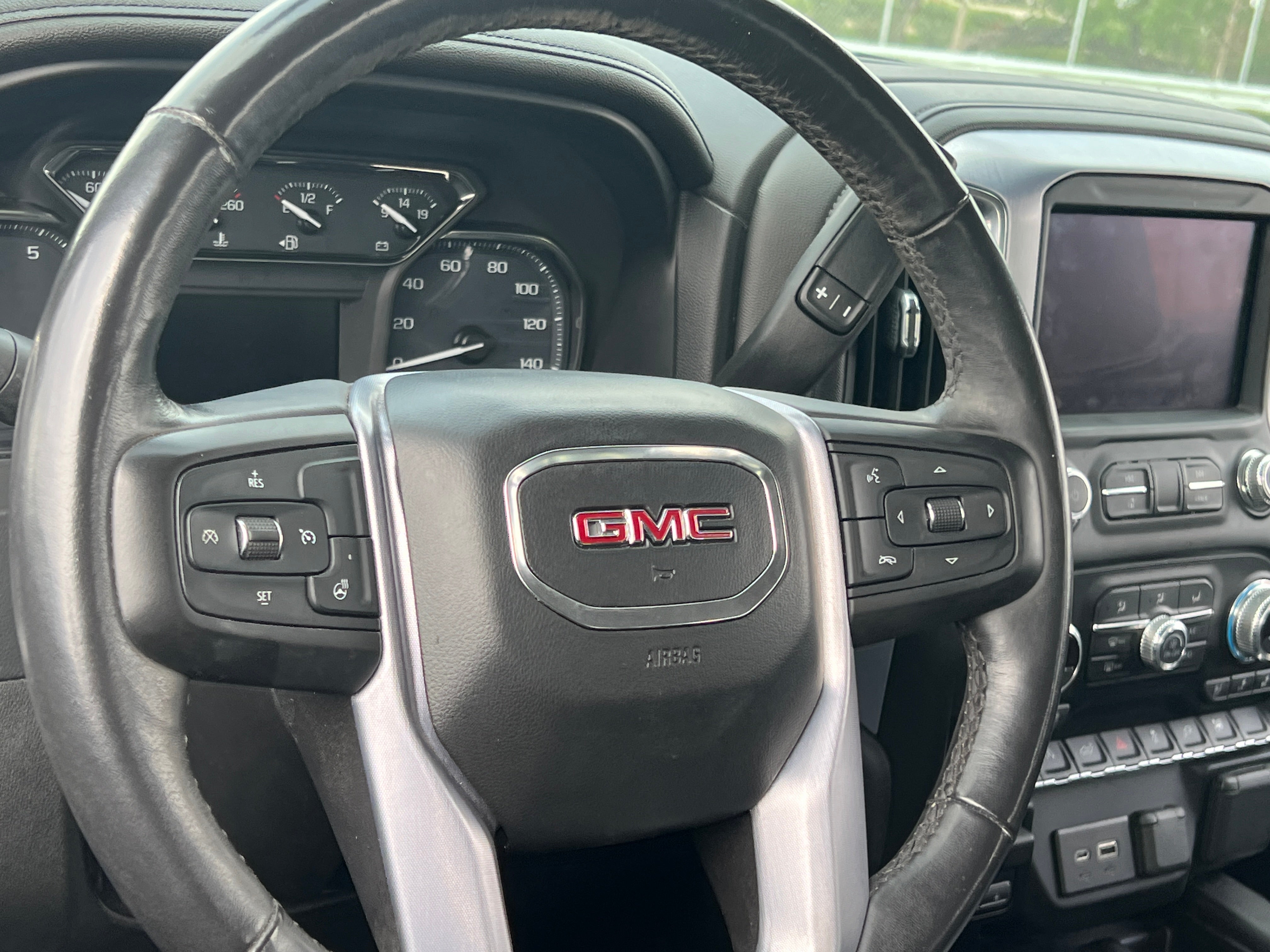2019 GMC Sierra 1500 SLT 4