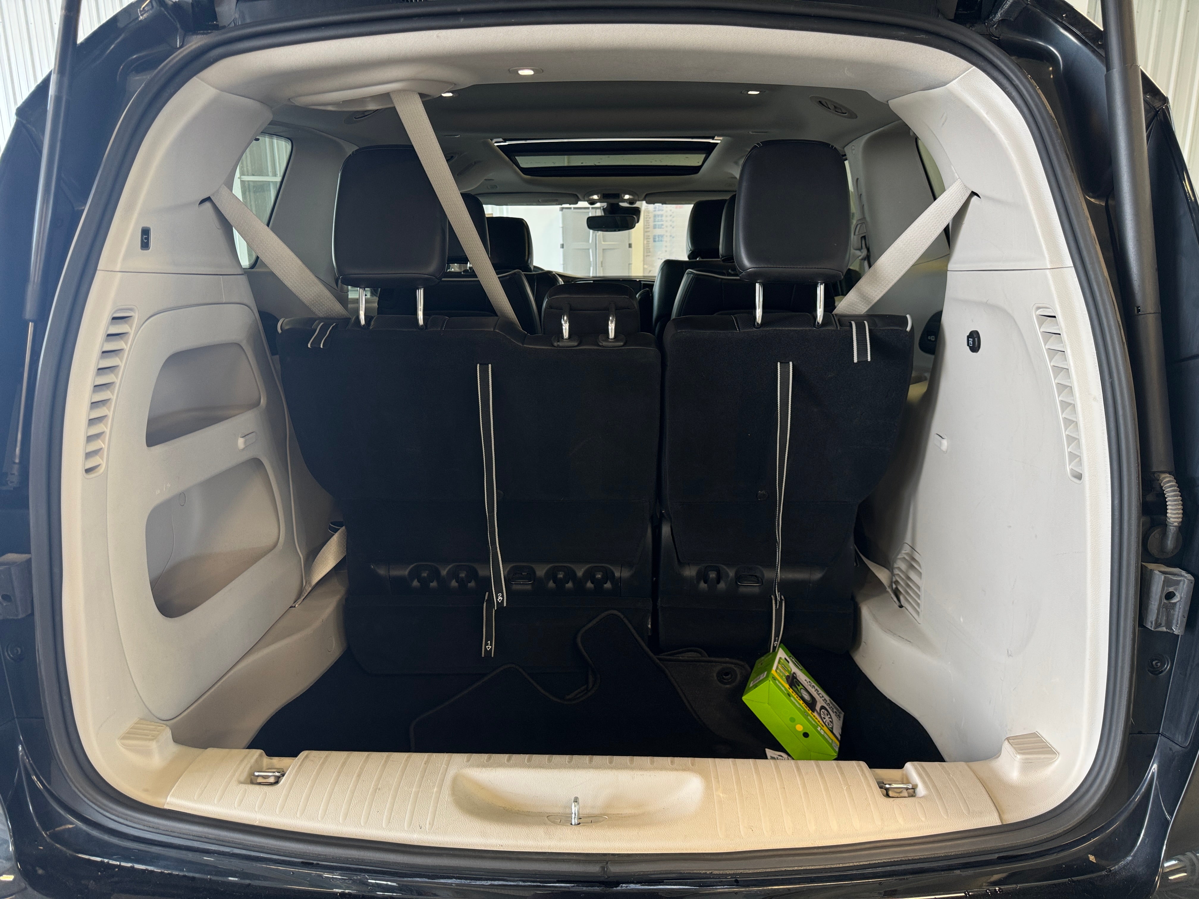 2023 Chrysler Pacifica Limited 6
