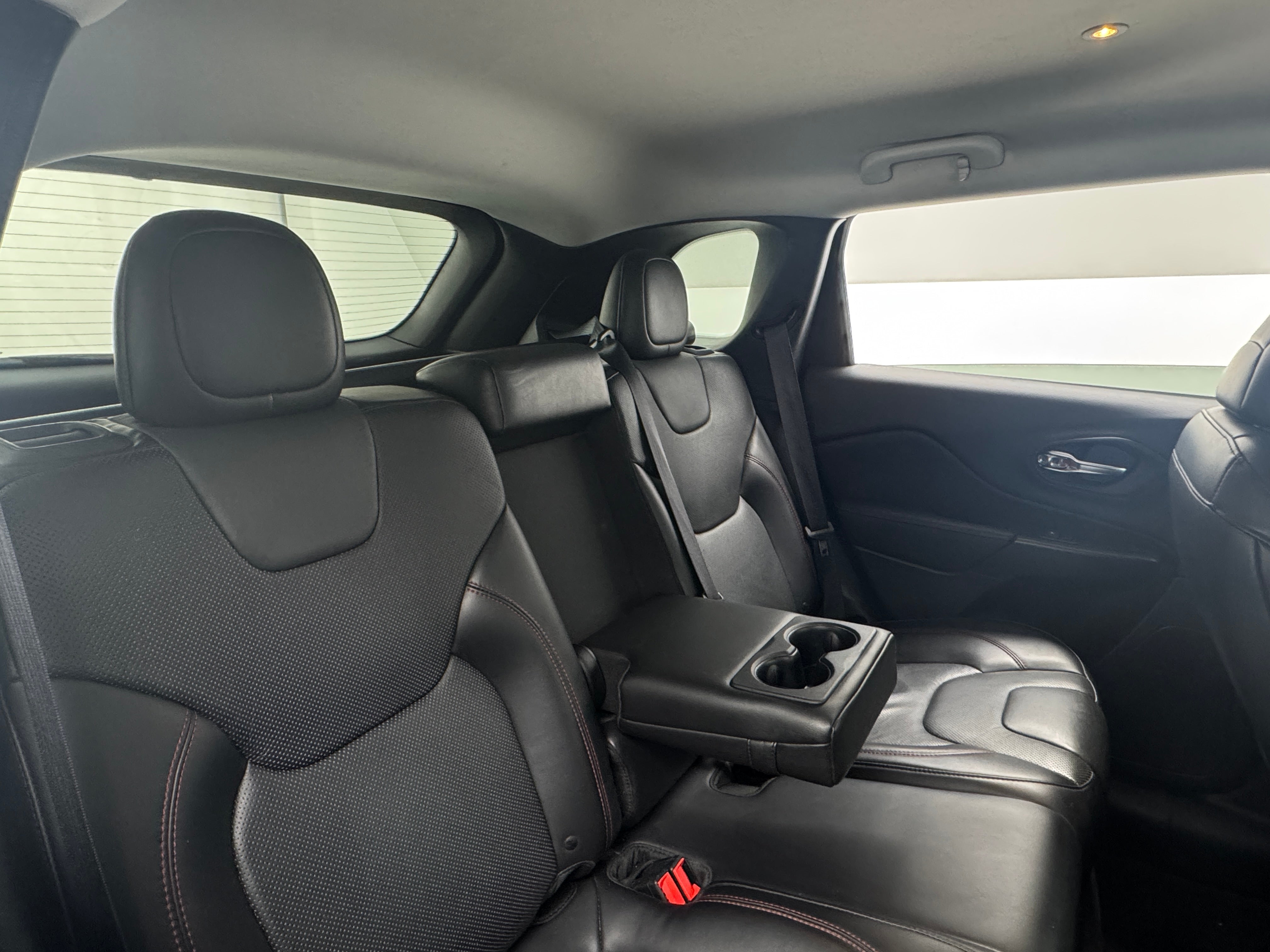 2019 Jeep Cherokee Trailhawk Elite 5