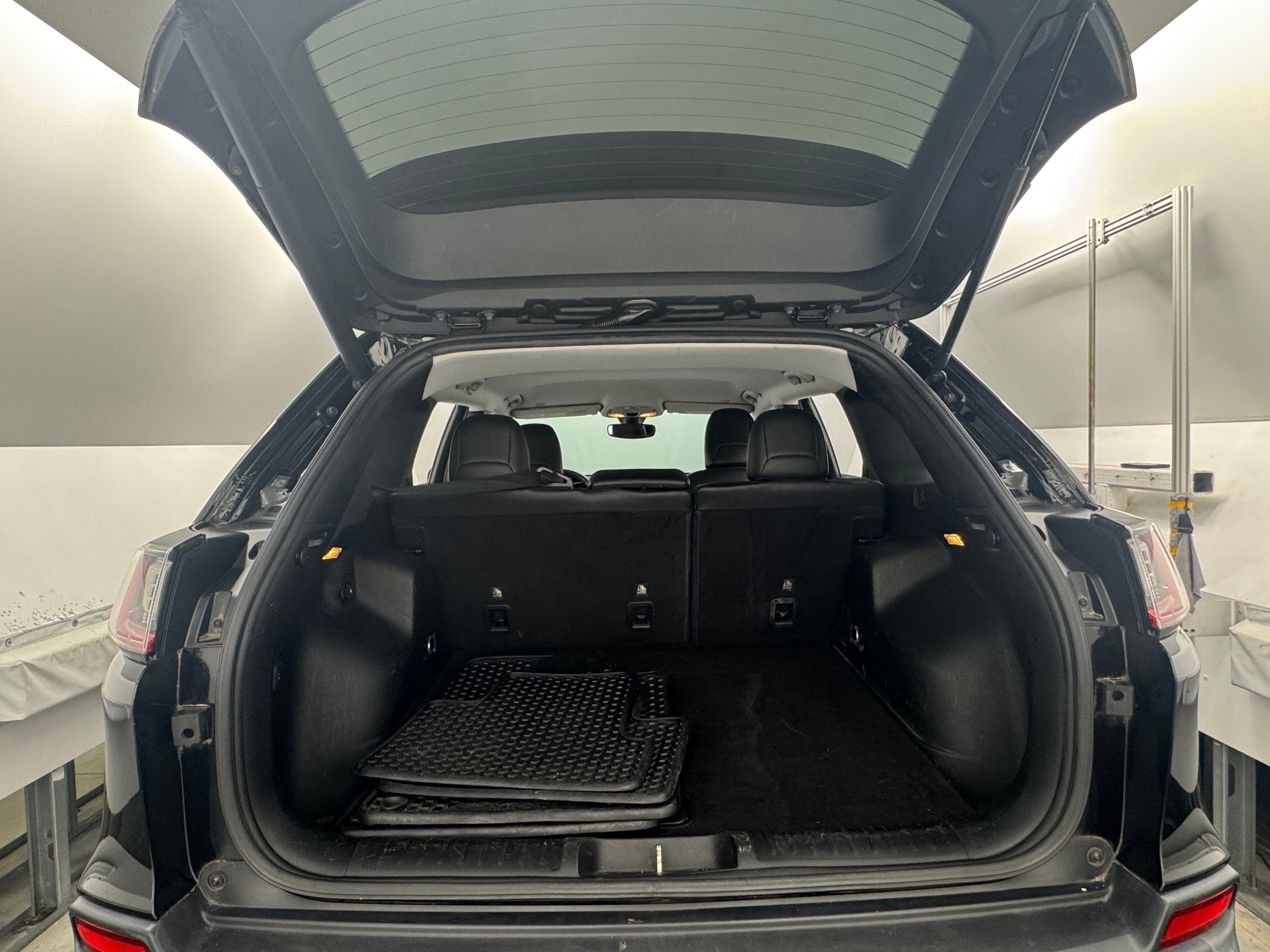2019 Jeep Cherokee Trailhawk Elite 6