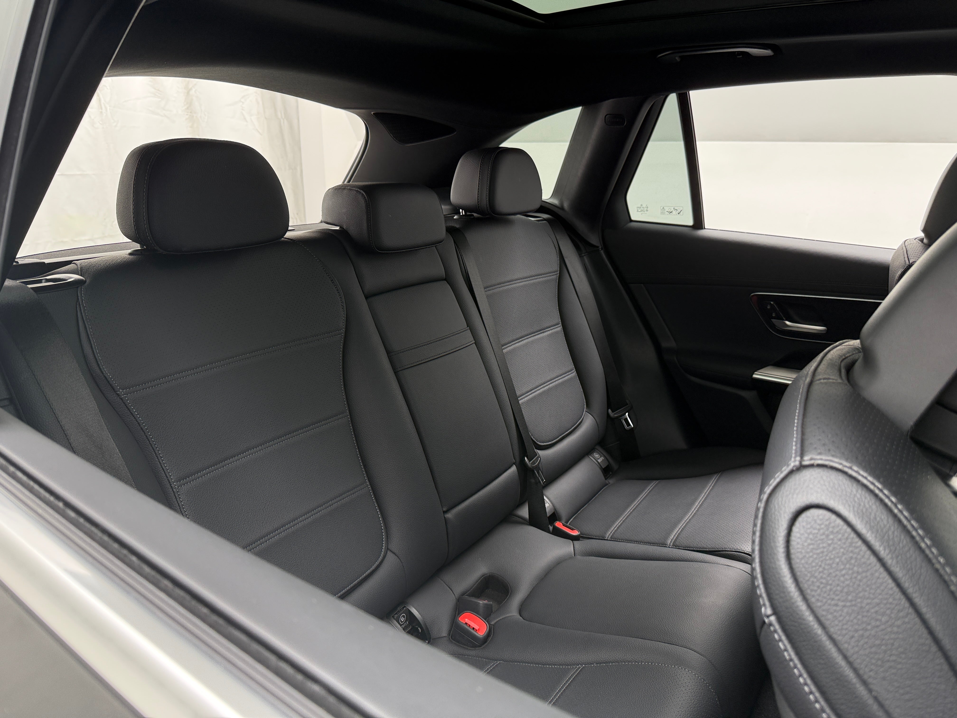 2024 Mercedes-Benz GLC 300 5