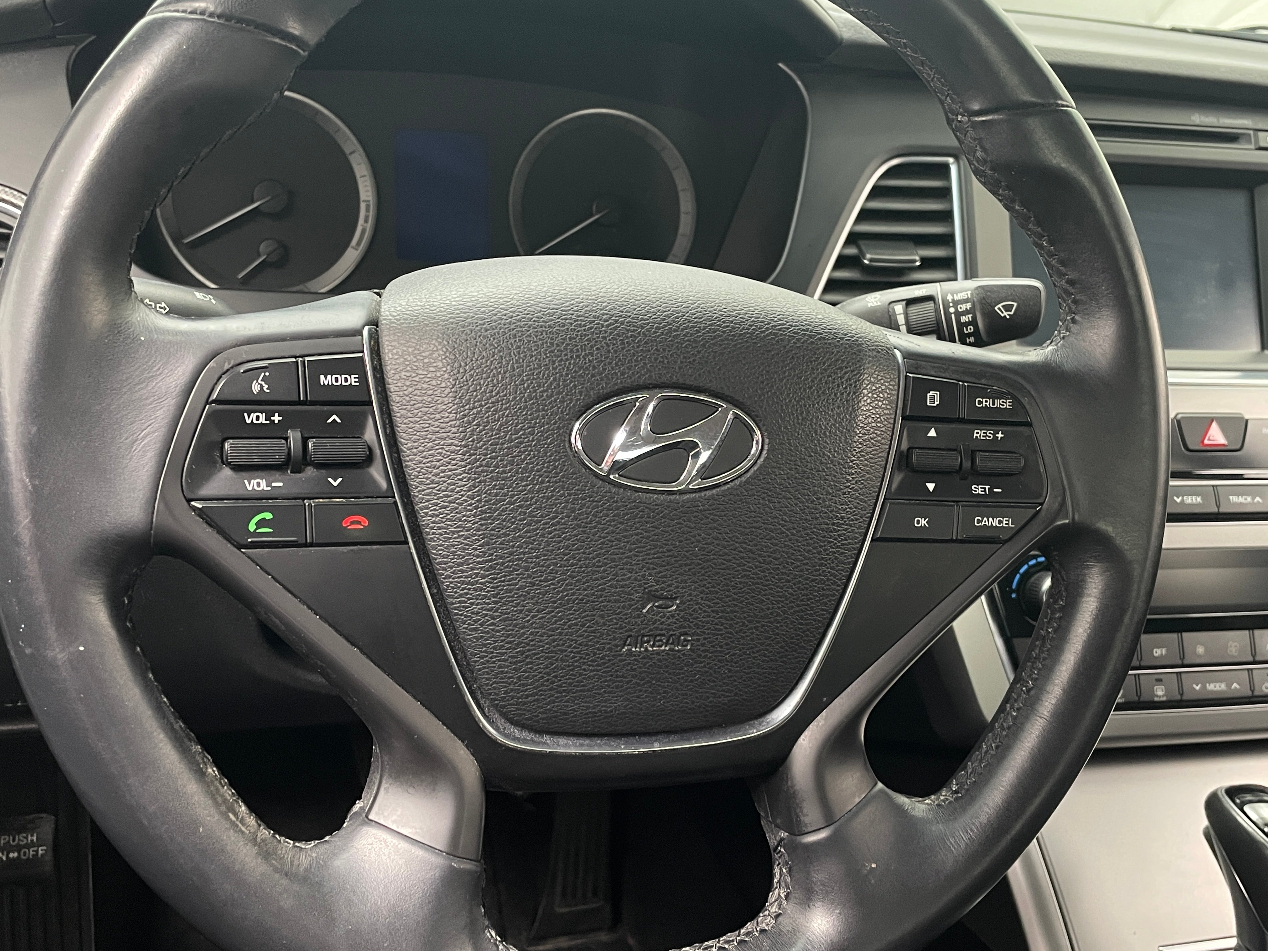 2016 Hyundai Sonata Sport 4
