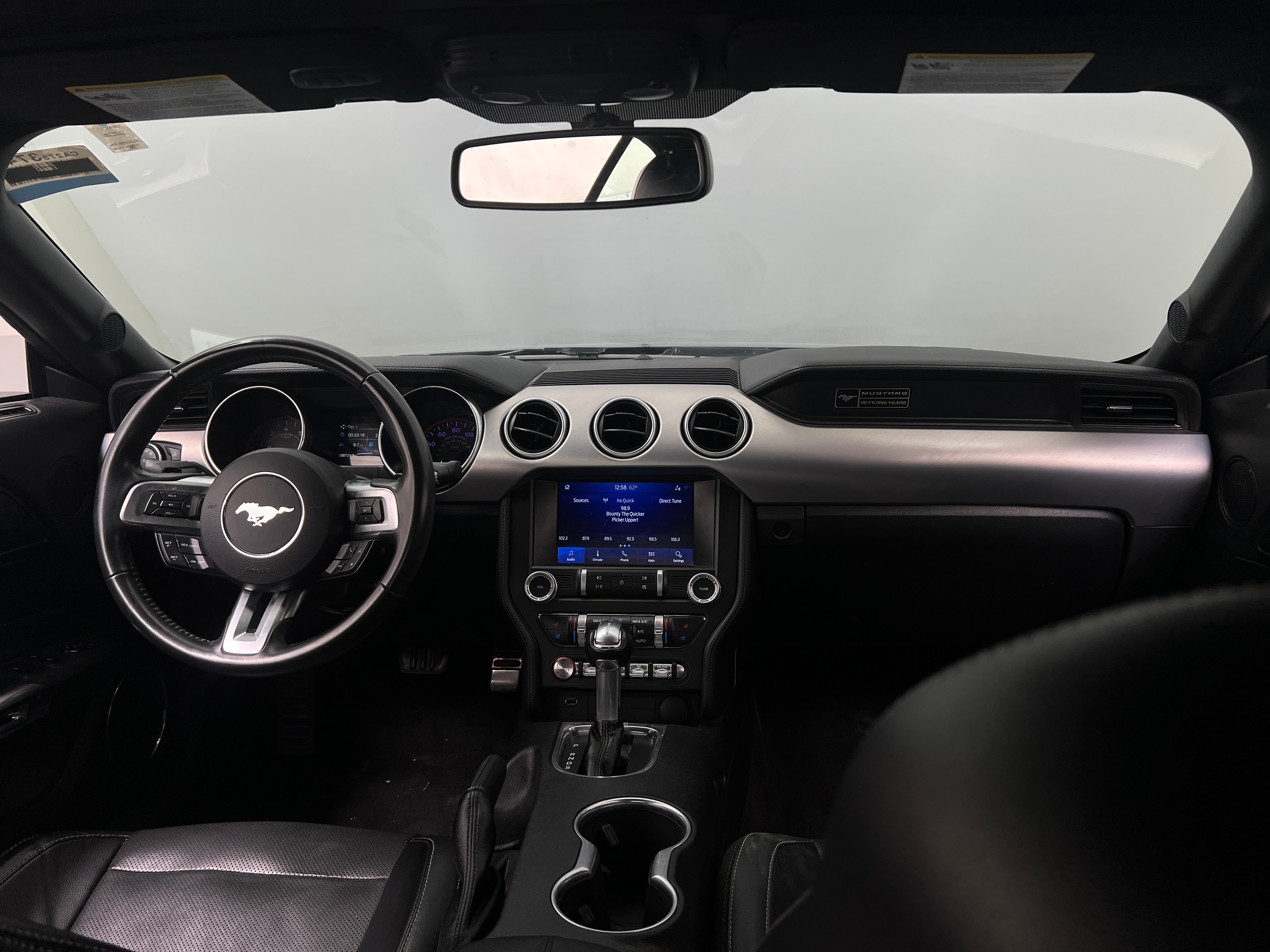 2020 Ford Mustang  2