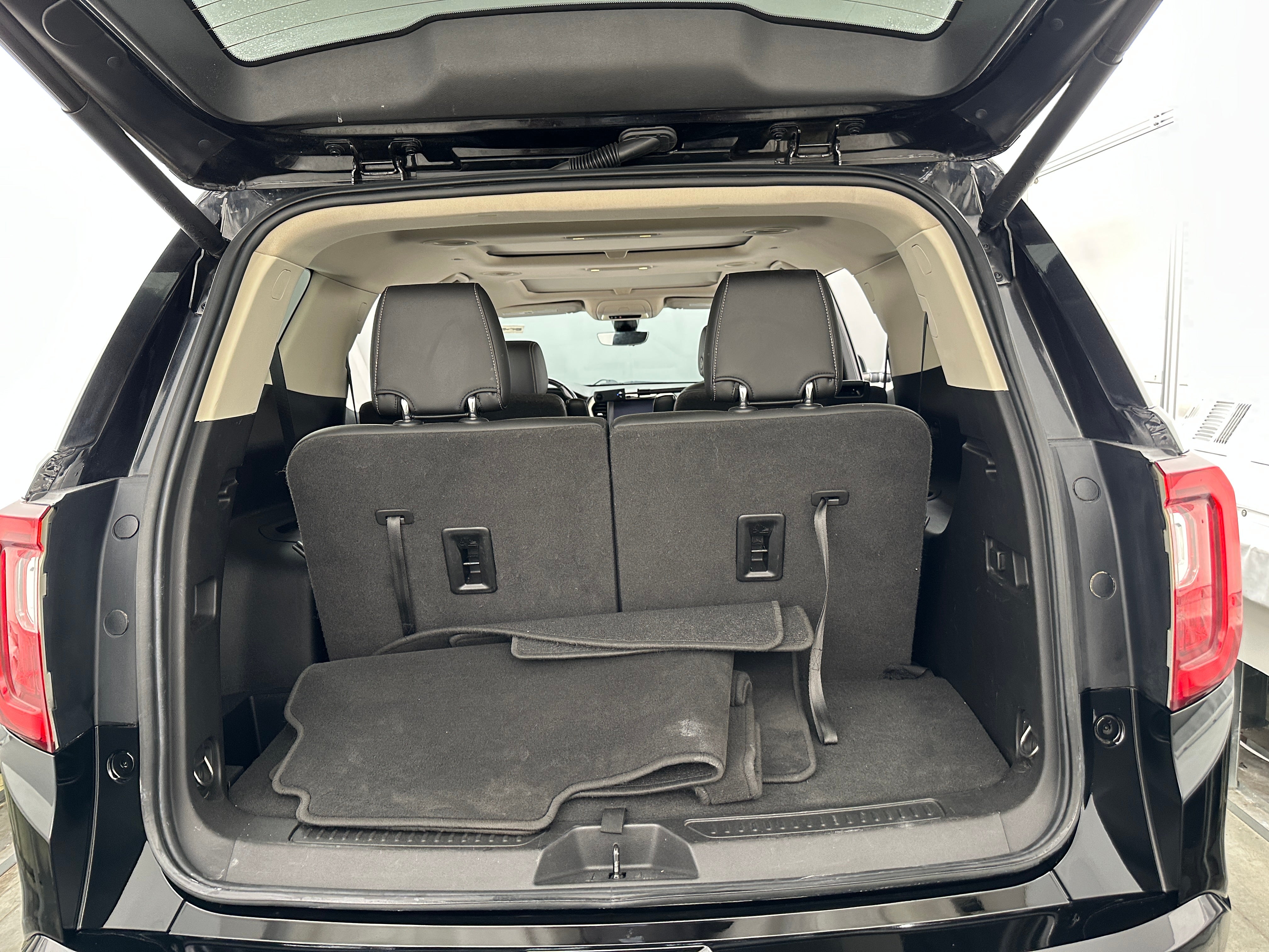 2020 GMC Acadia Denali 6