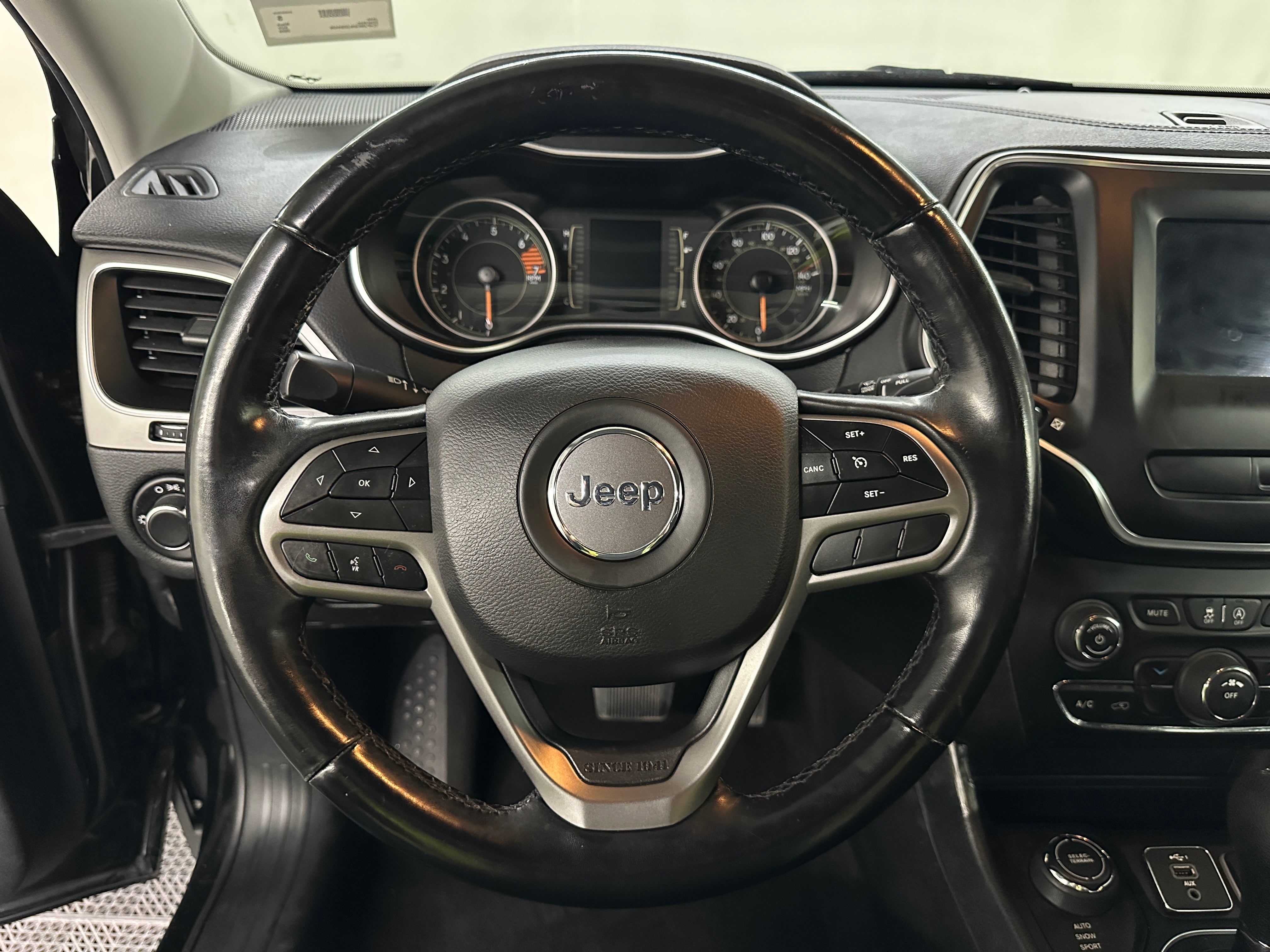 2020 Jeep Cherokee Latitude 5