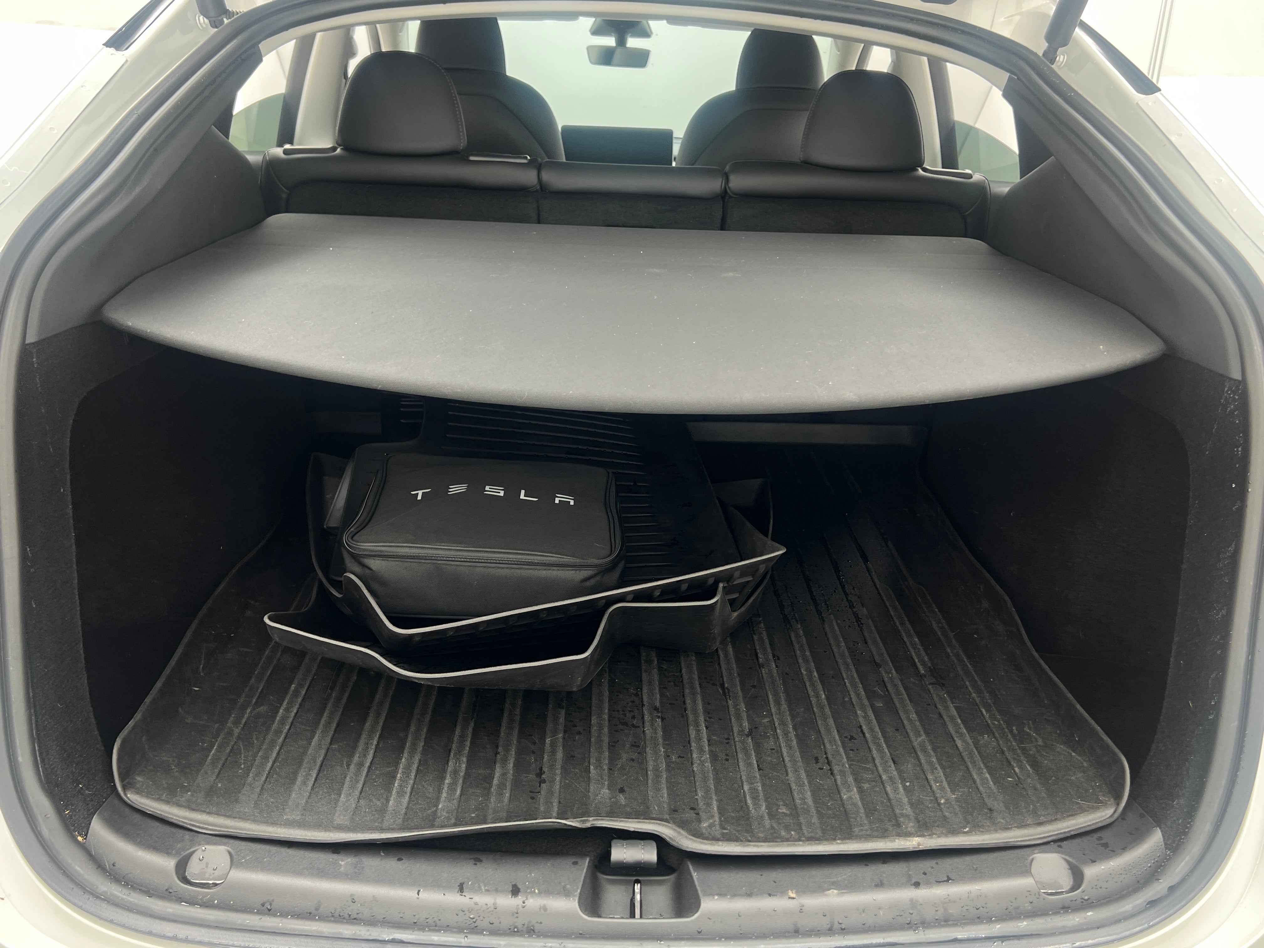 2023 Tesla Model Y Long Range 6