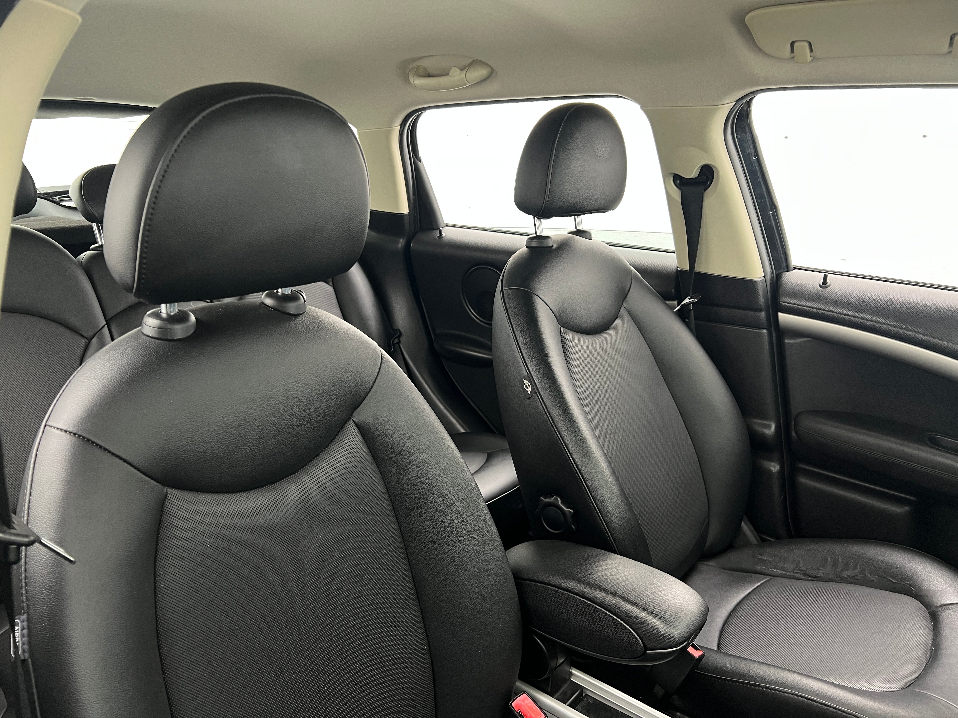 2015 MINI Cooper Countryman  2