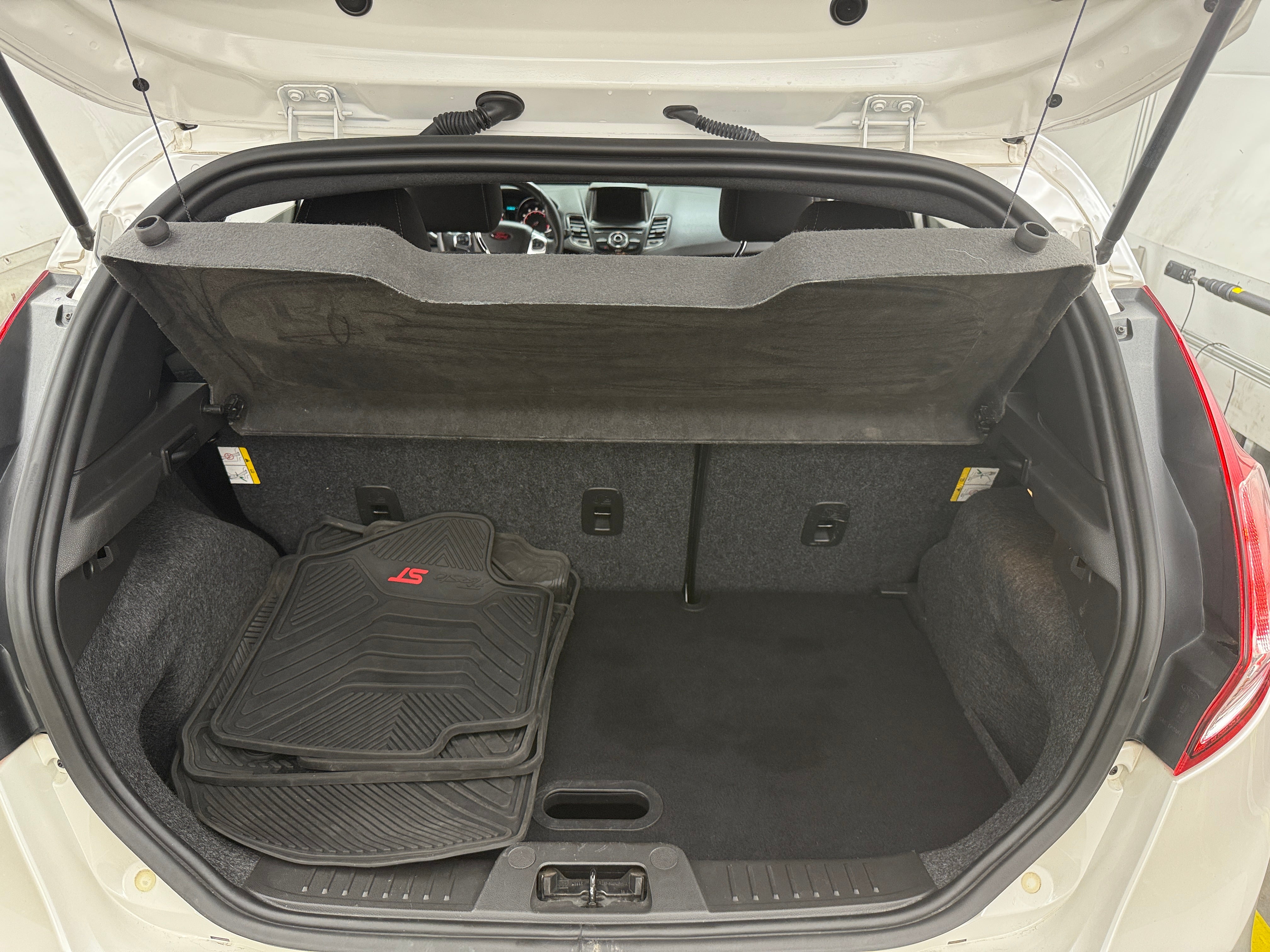 2018 Ford Fiesta ST 7