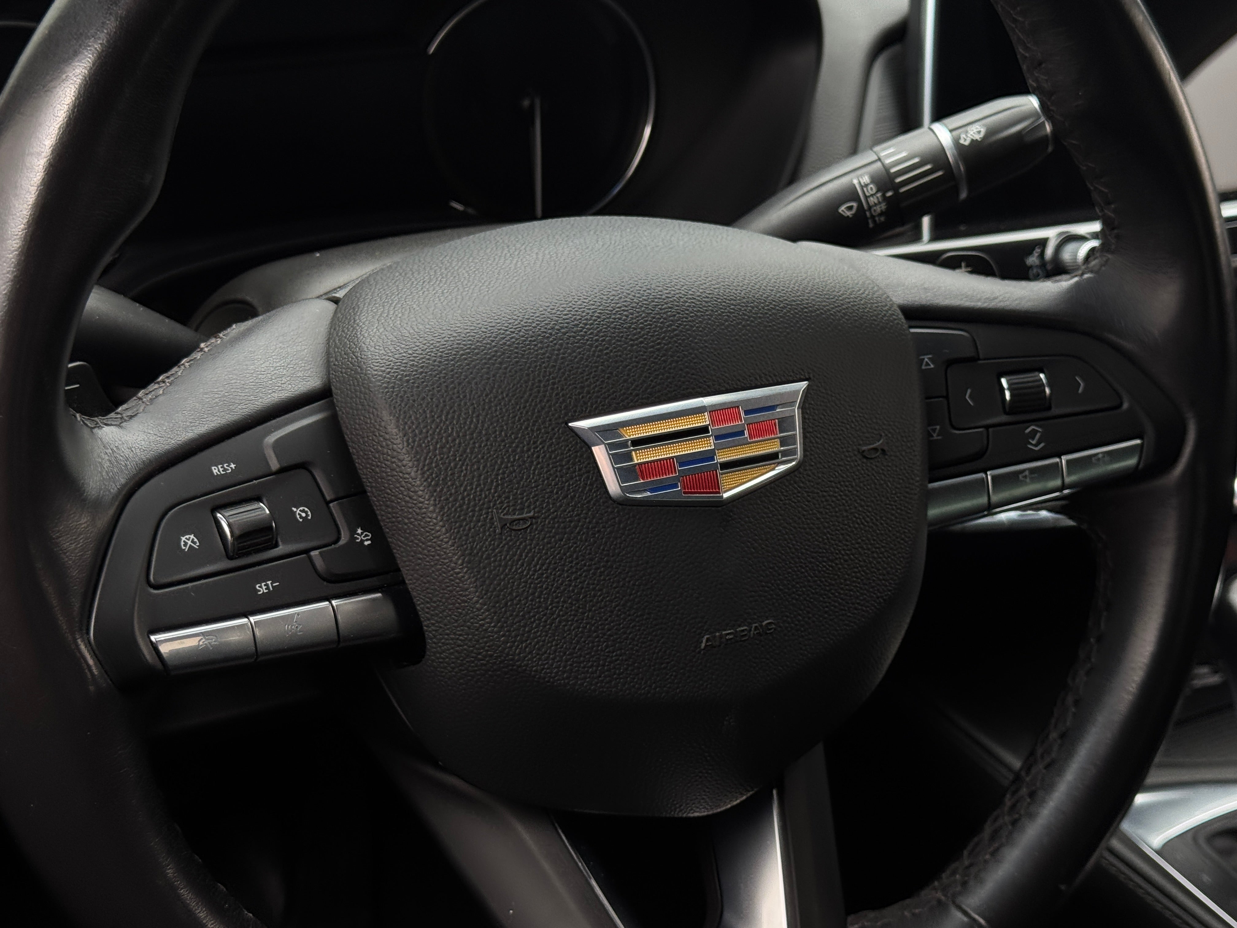 2022 Cadillac CT4 Luxury 4
