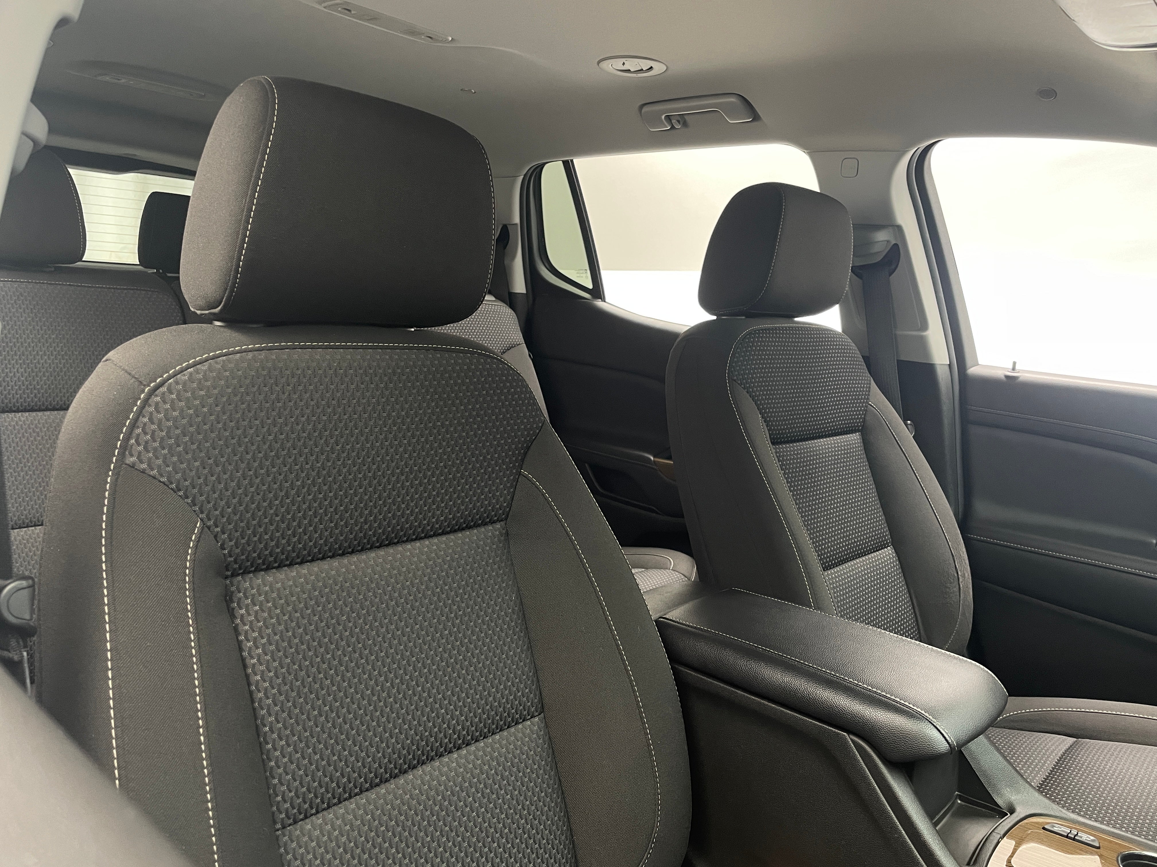 2021 GMC Acadia SLE 2