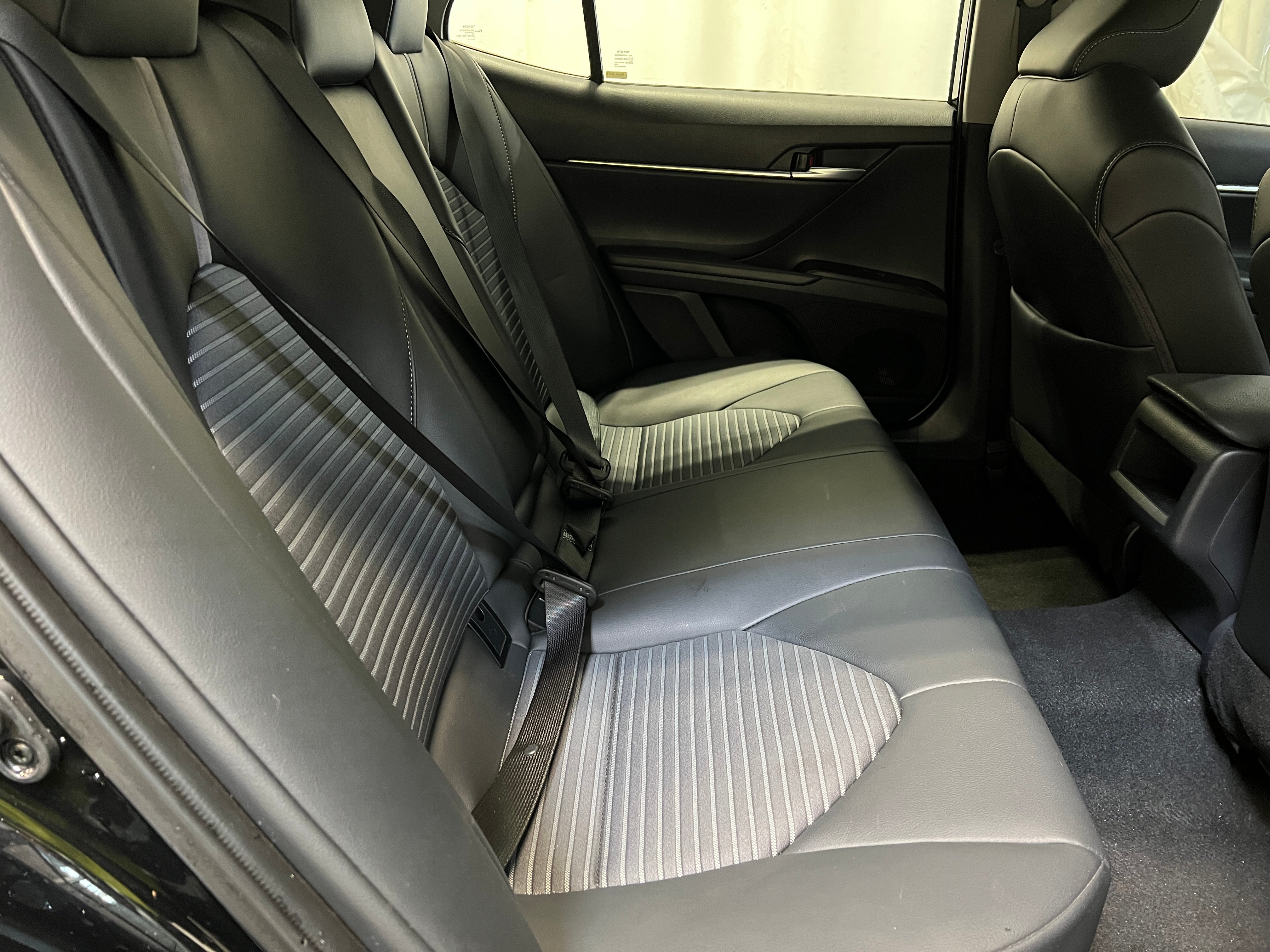 2024 Toyota Camry SE 6