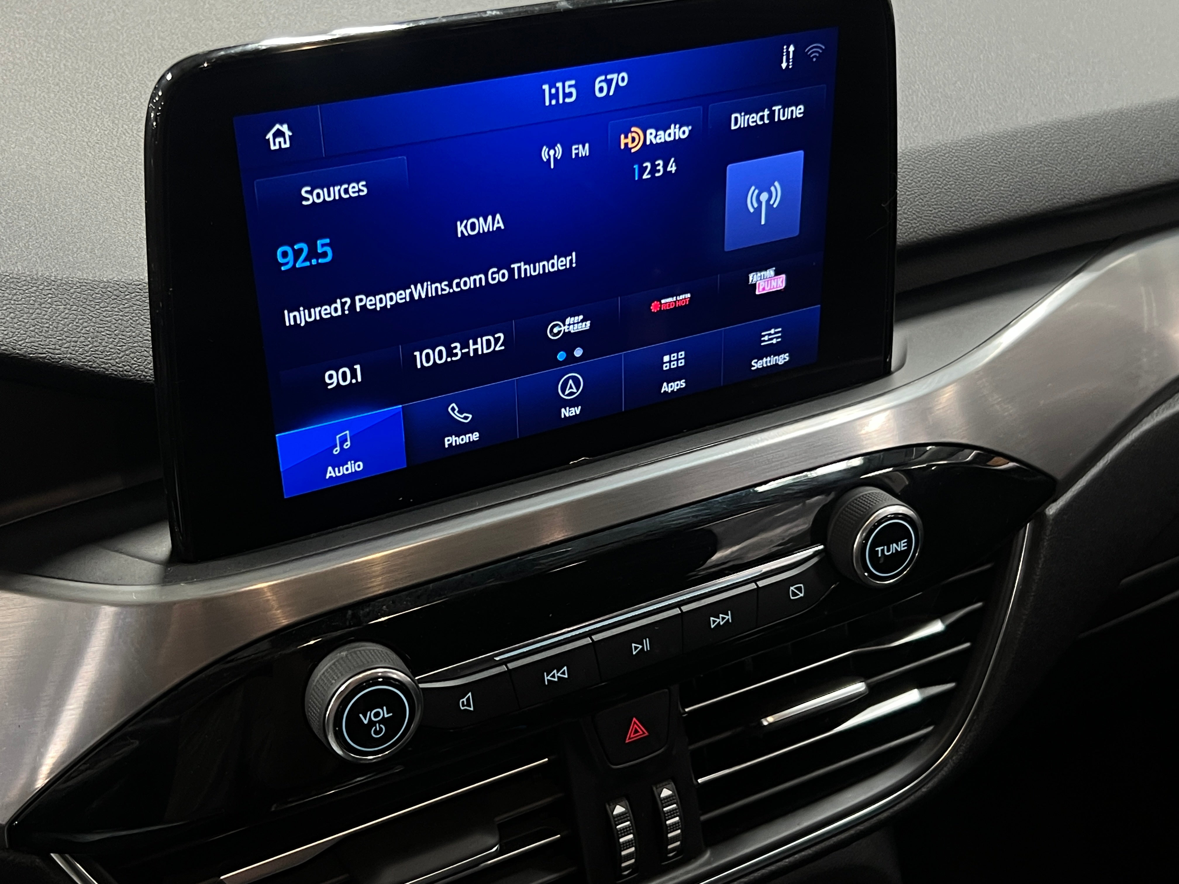 2021 Ford Escape Titanium Hybrid 3
