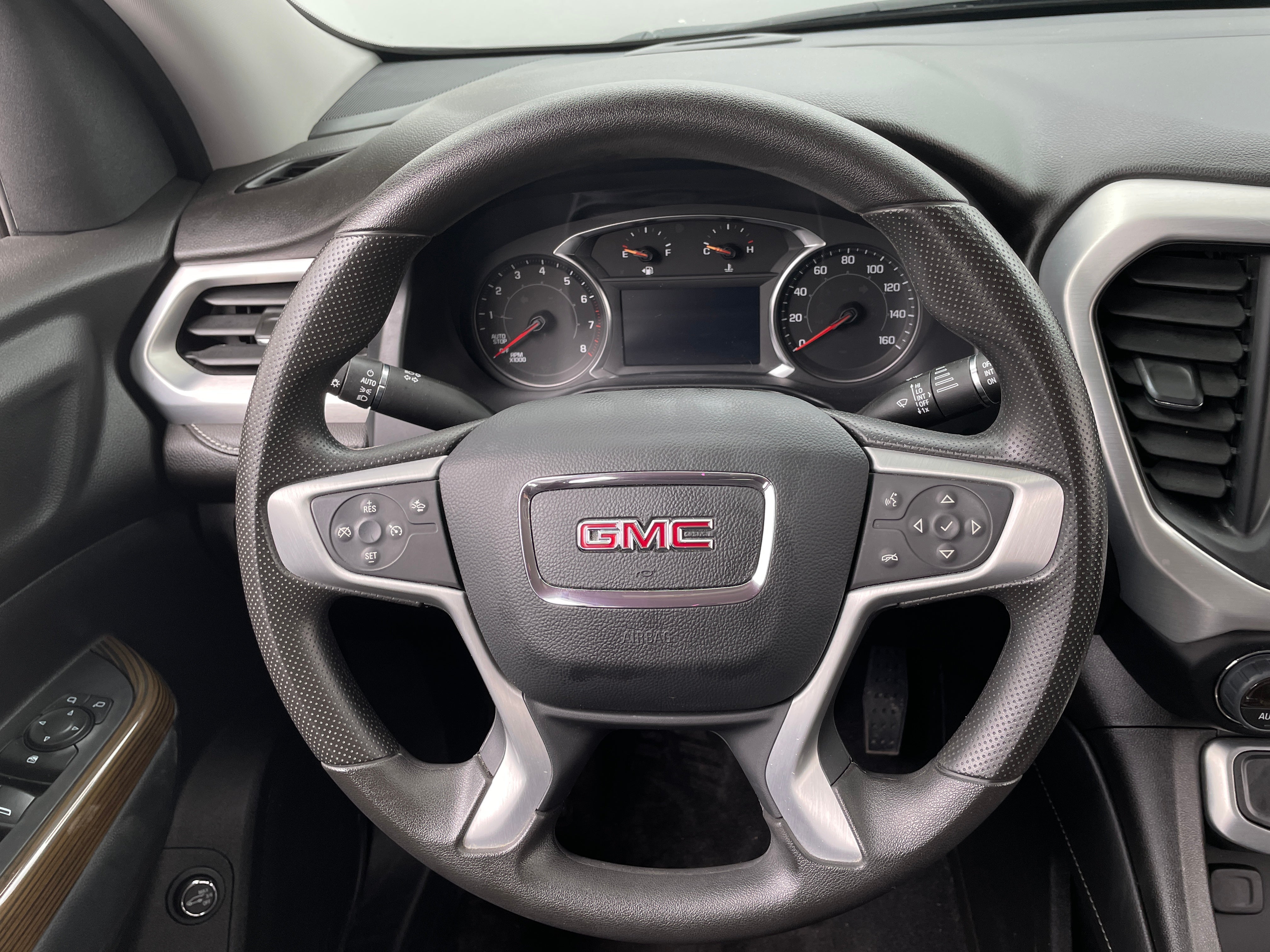 2023 GMC Acadia SLE 5
