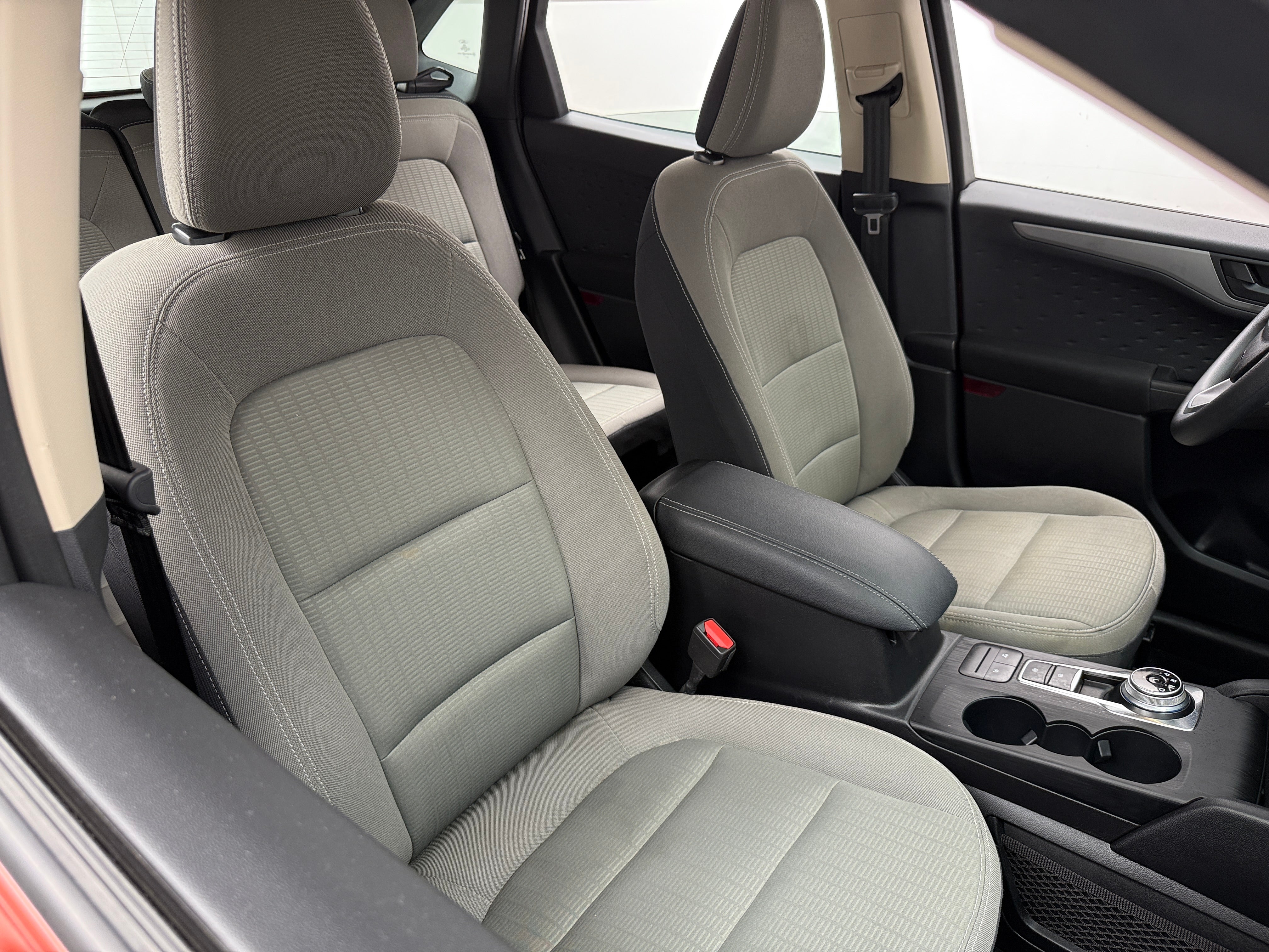 2020 Ford Escape S 2