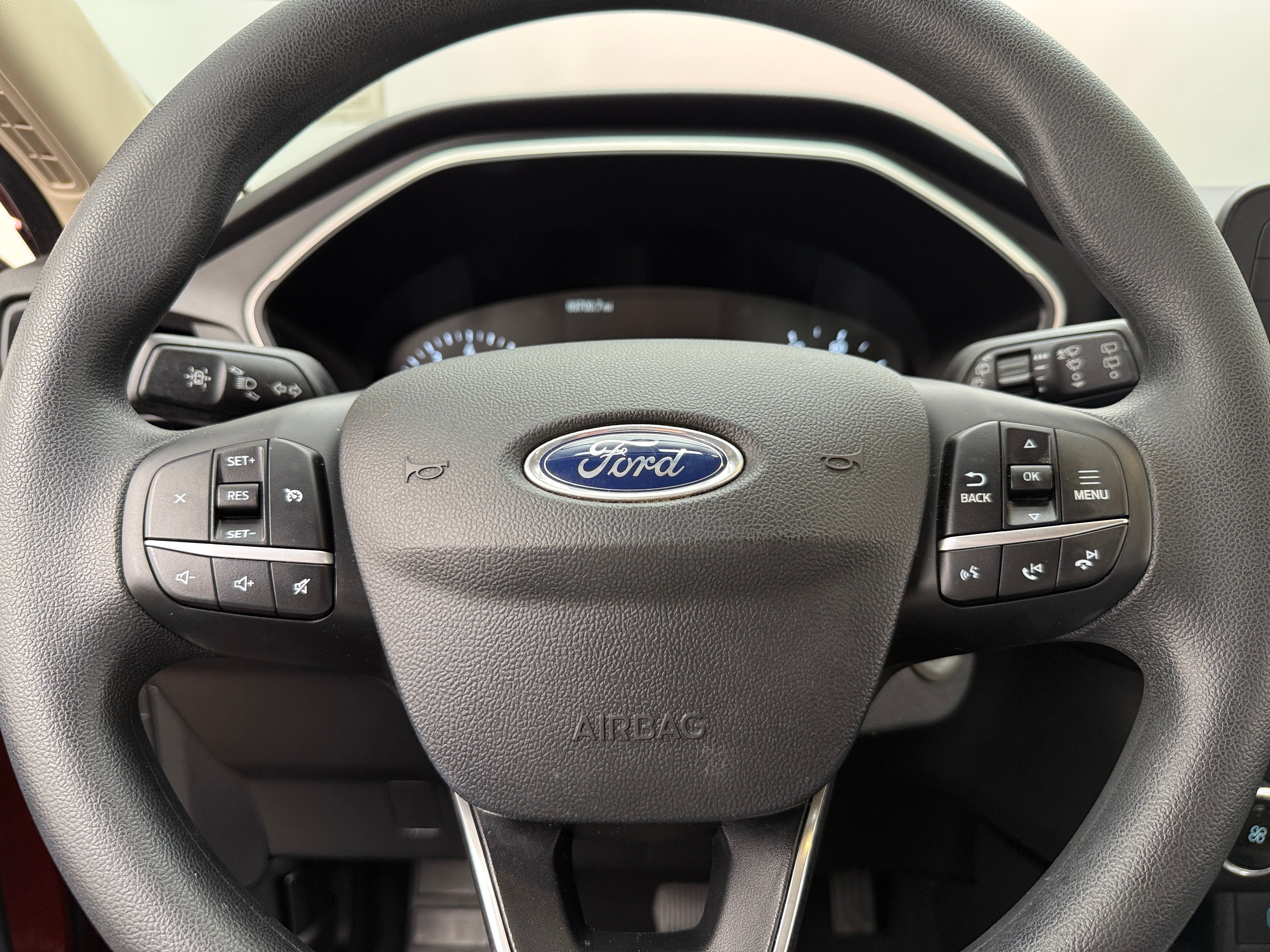 2020 Ford Escape S 5