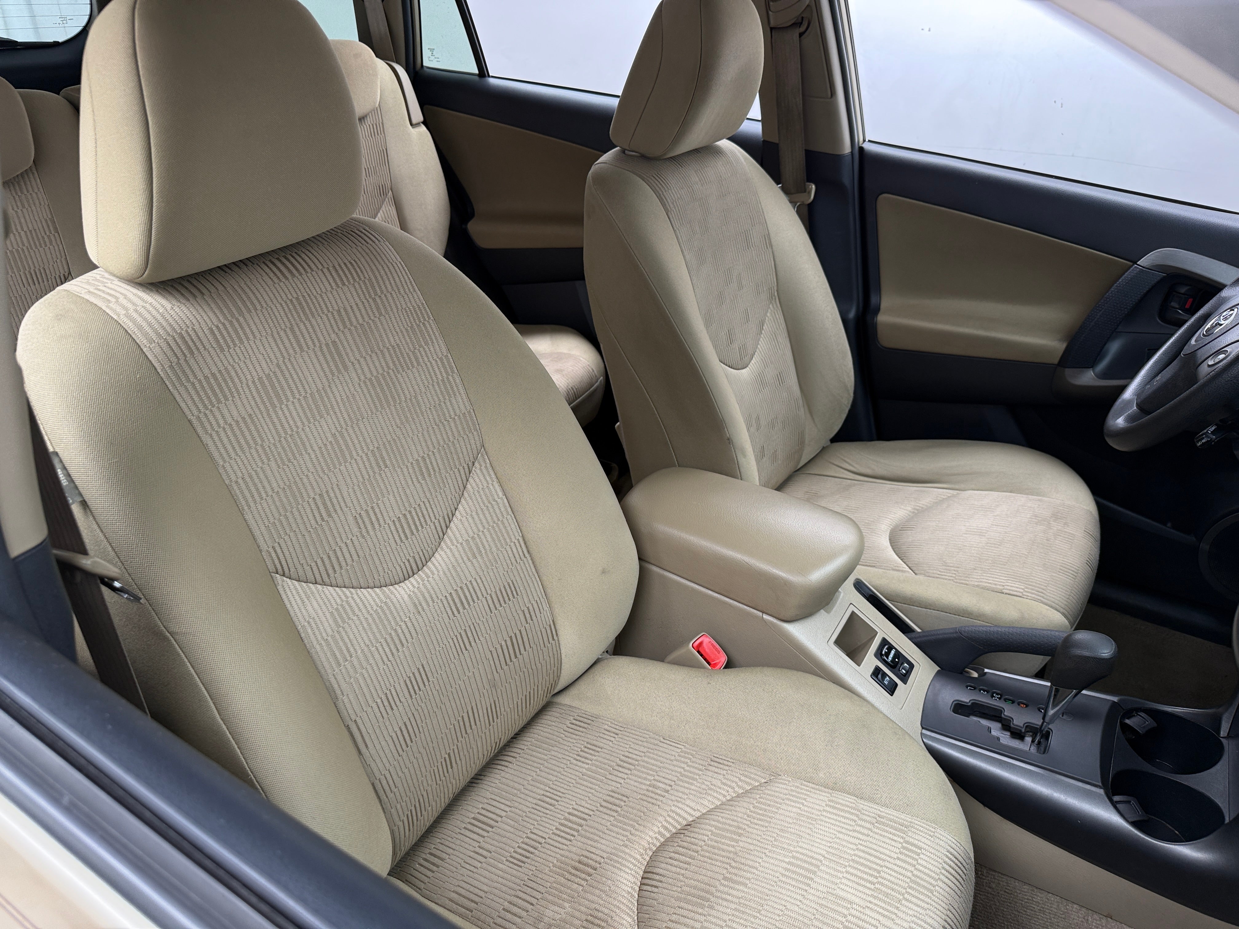 2011 Toyota RAV4 Base 2