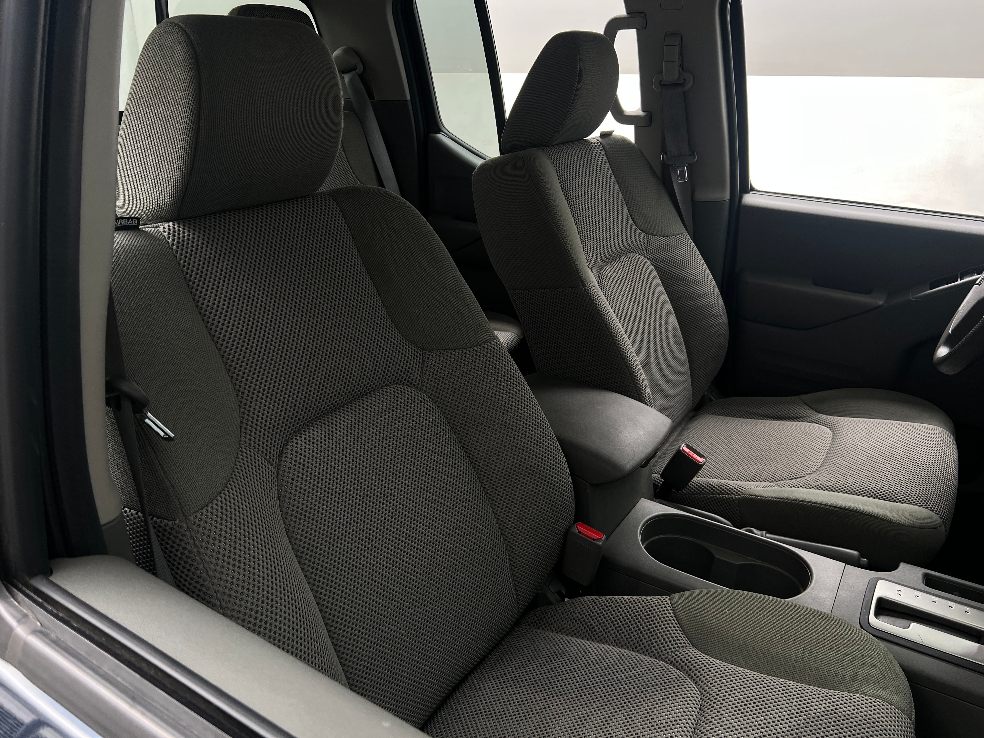 2019 Nissan Frontier SV 2