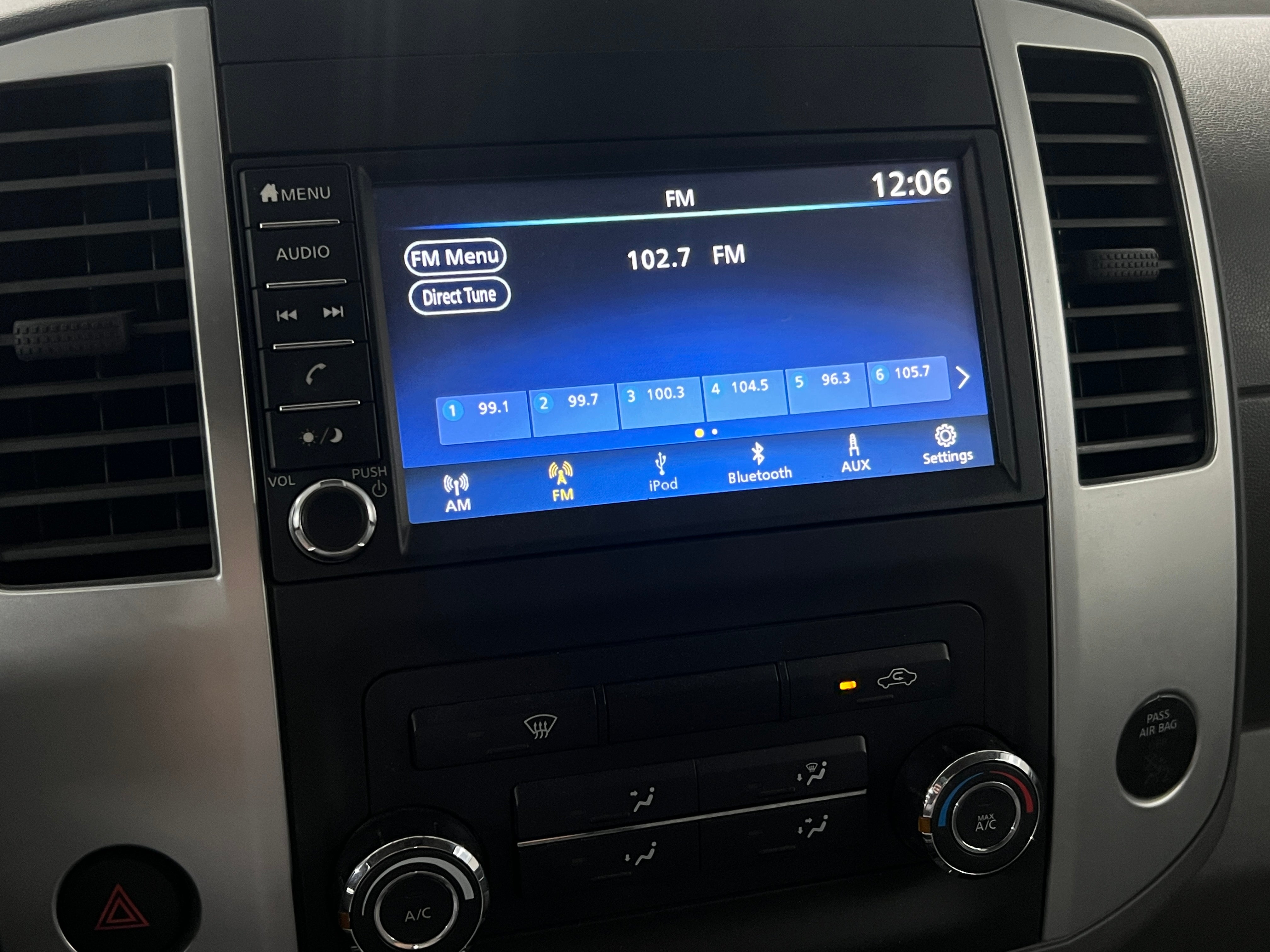 2019 Nissan Frontier SV 4