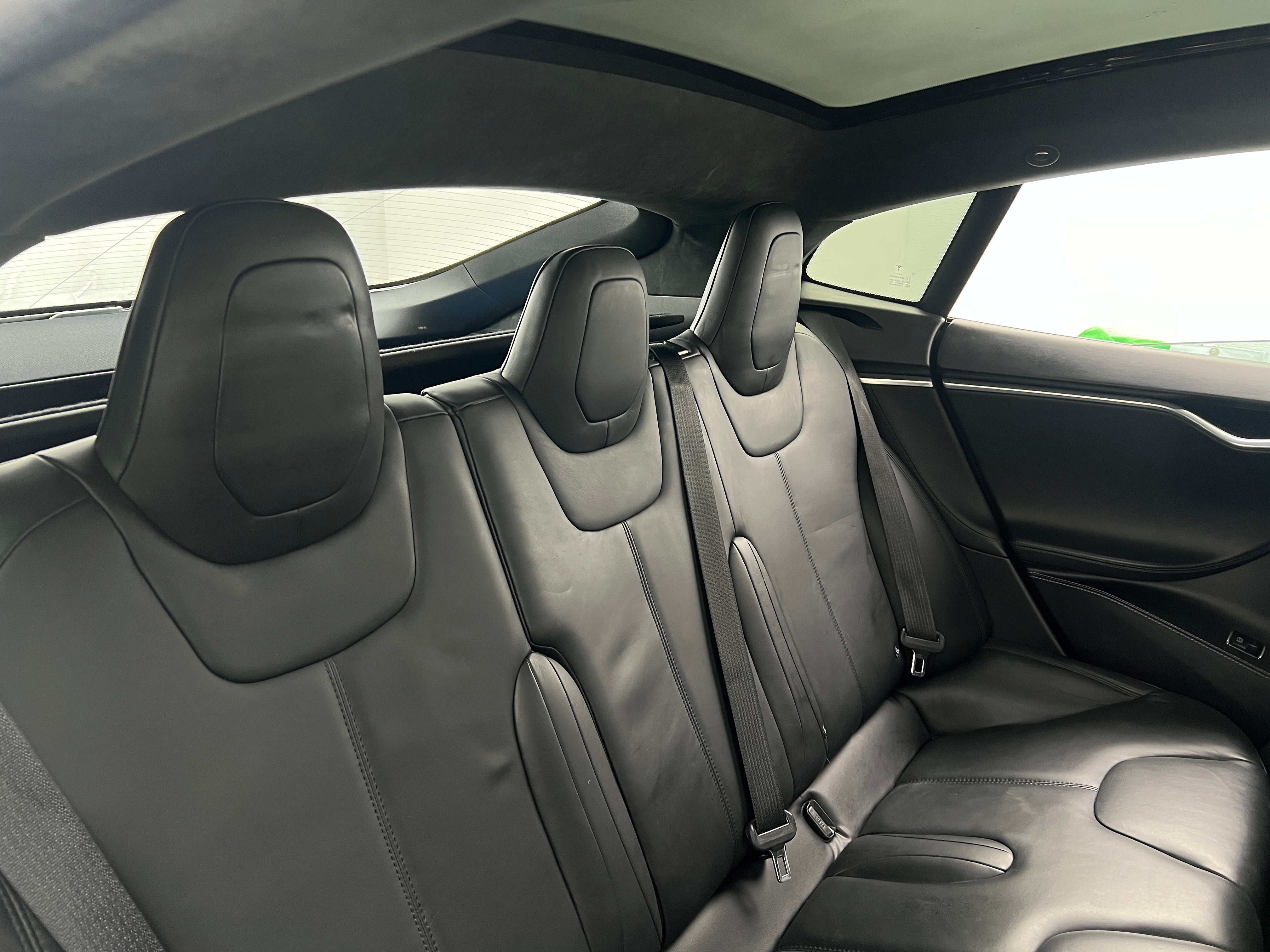 2016 Tesla Model S 70 5