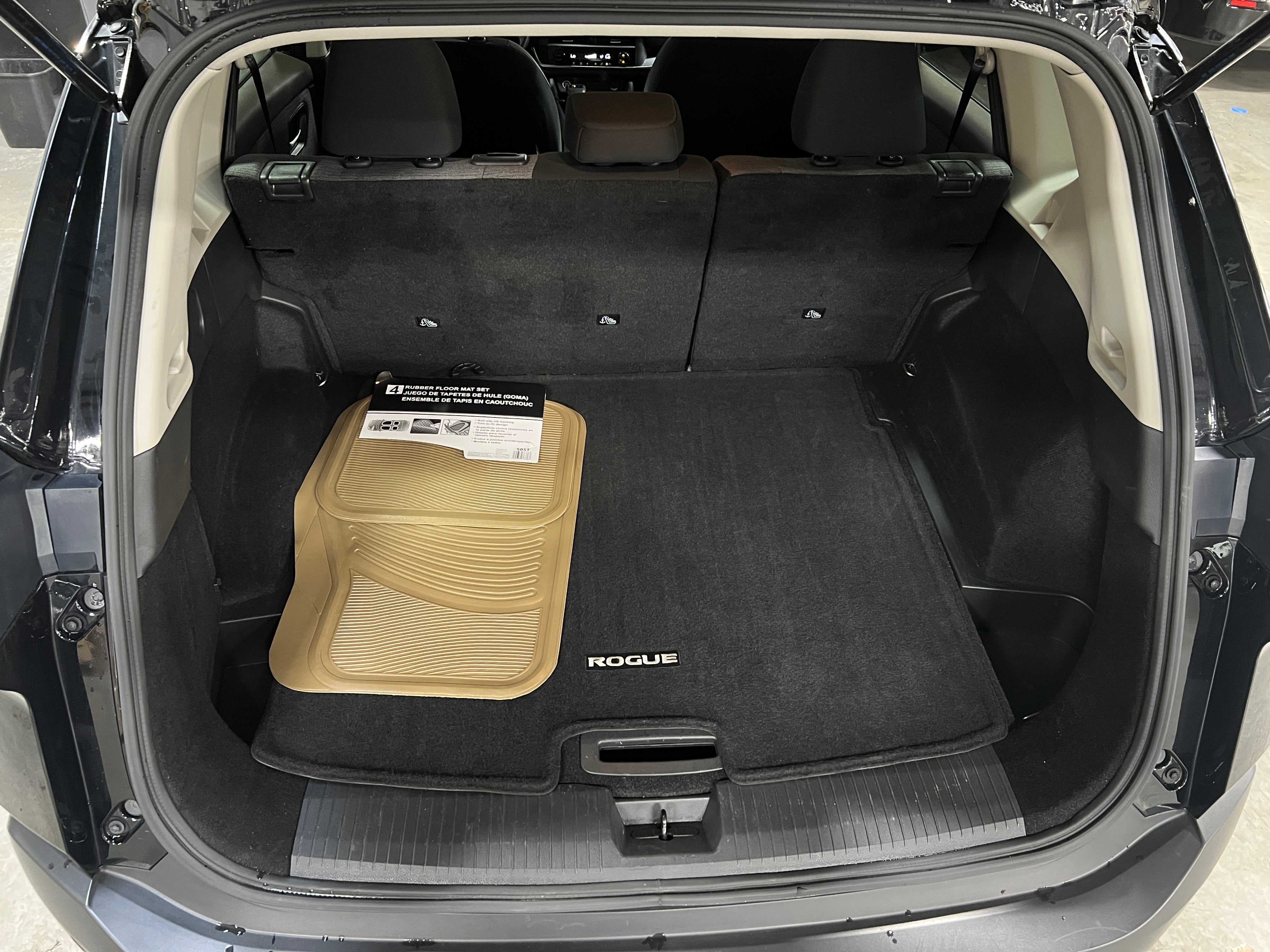 2023 Nissan Rogue SV 7