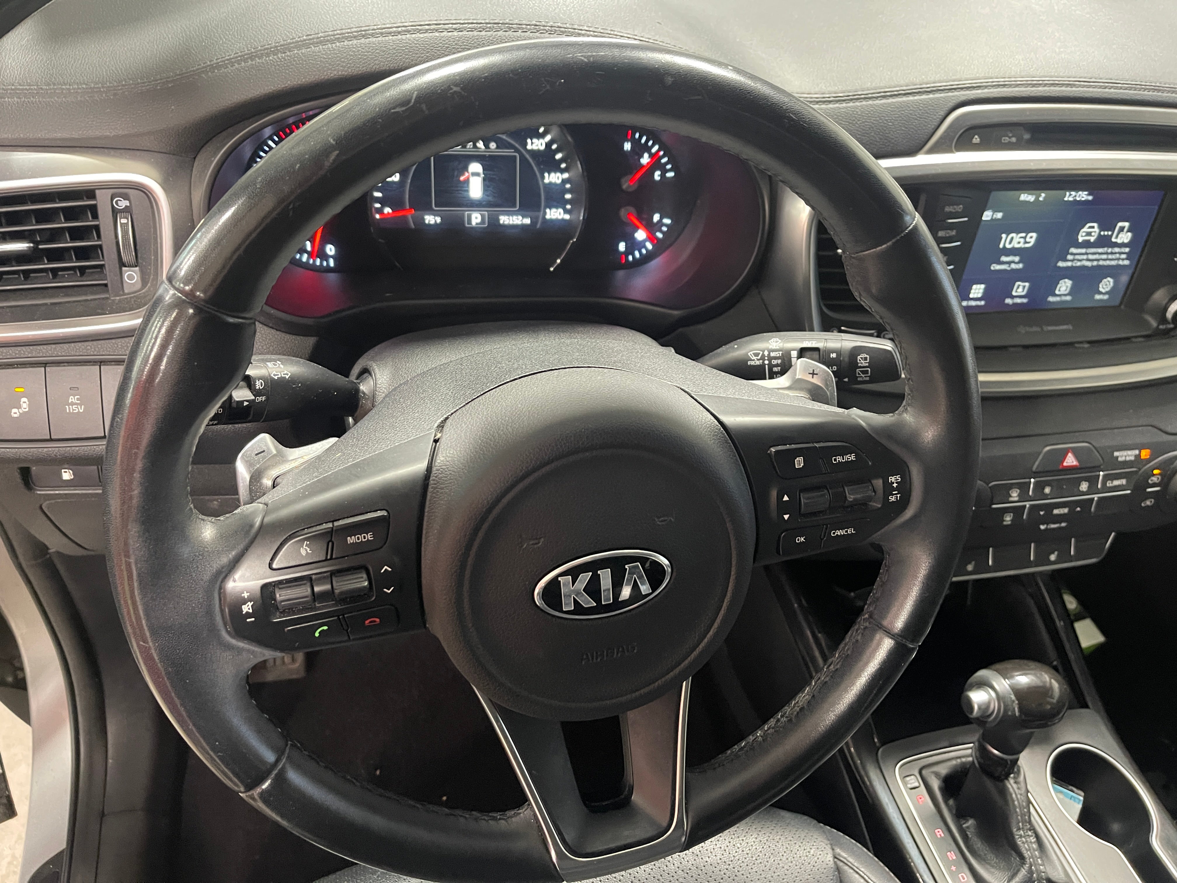 2017 Kia Sorento EX 4