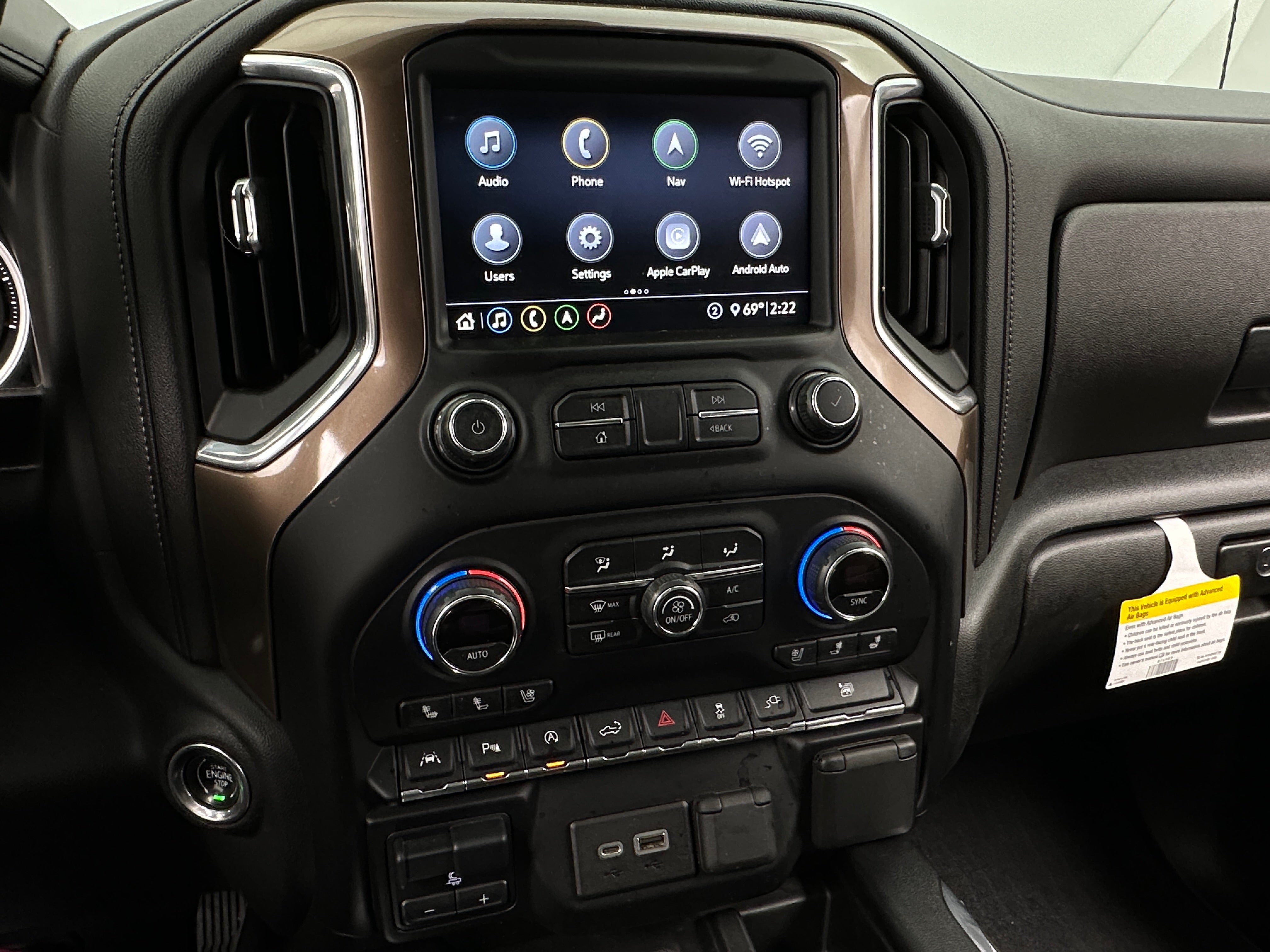 2020 Chevrolet Silverado 1500 High Country 3