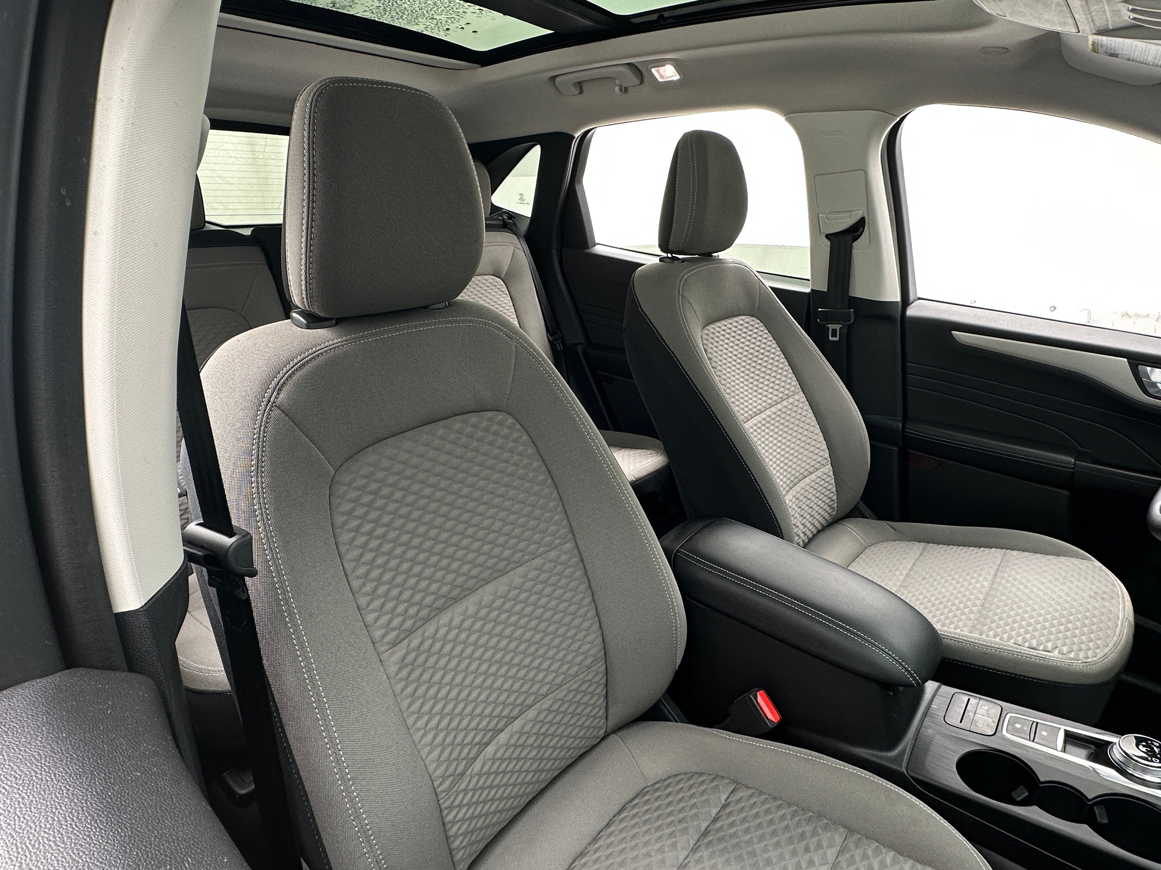 2021 Ford Escape SE 2