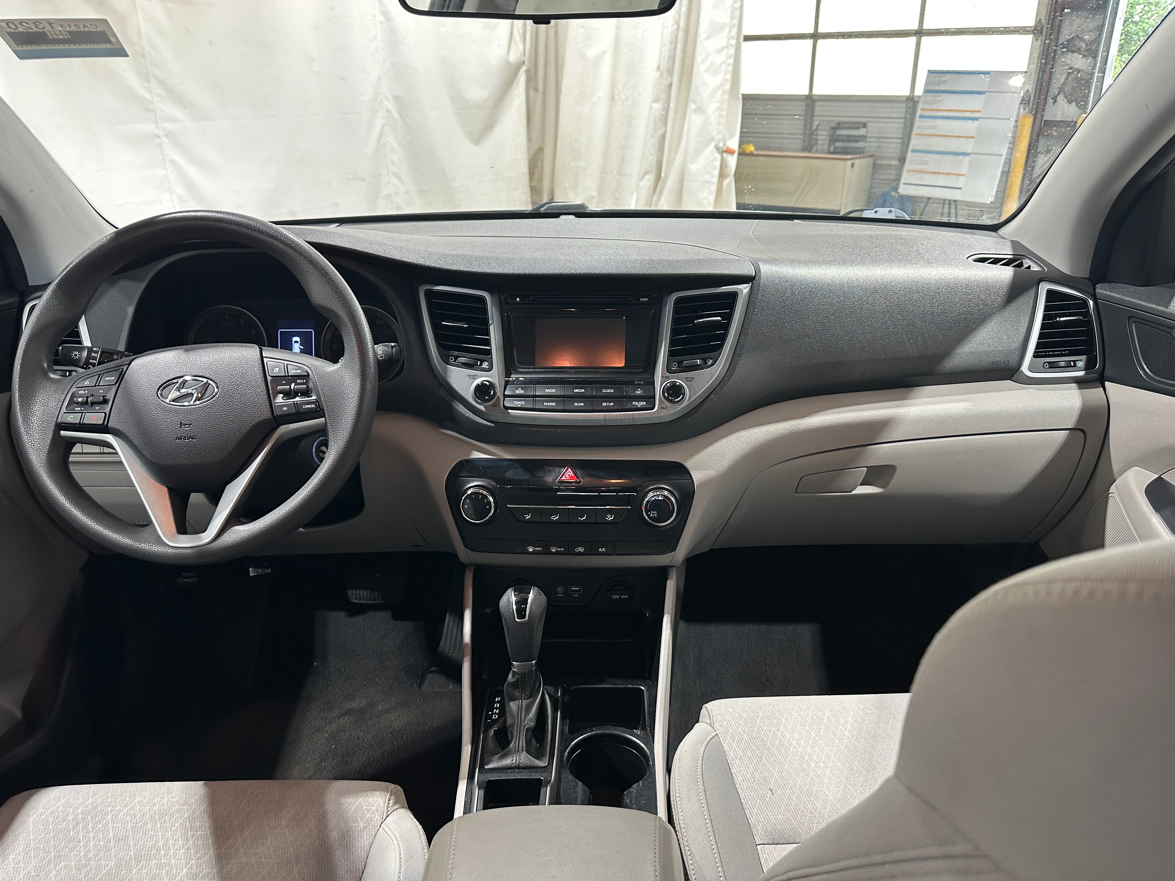 2017 Hyundai Tucson SE 3