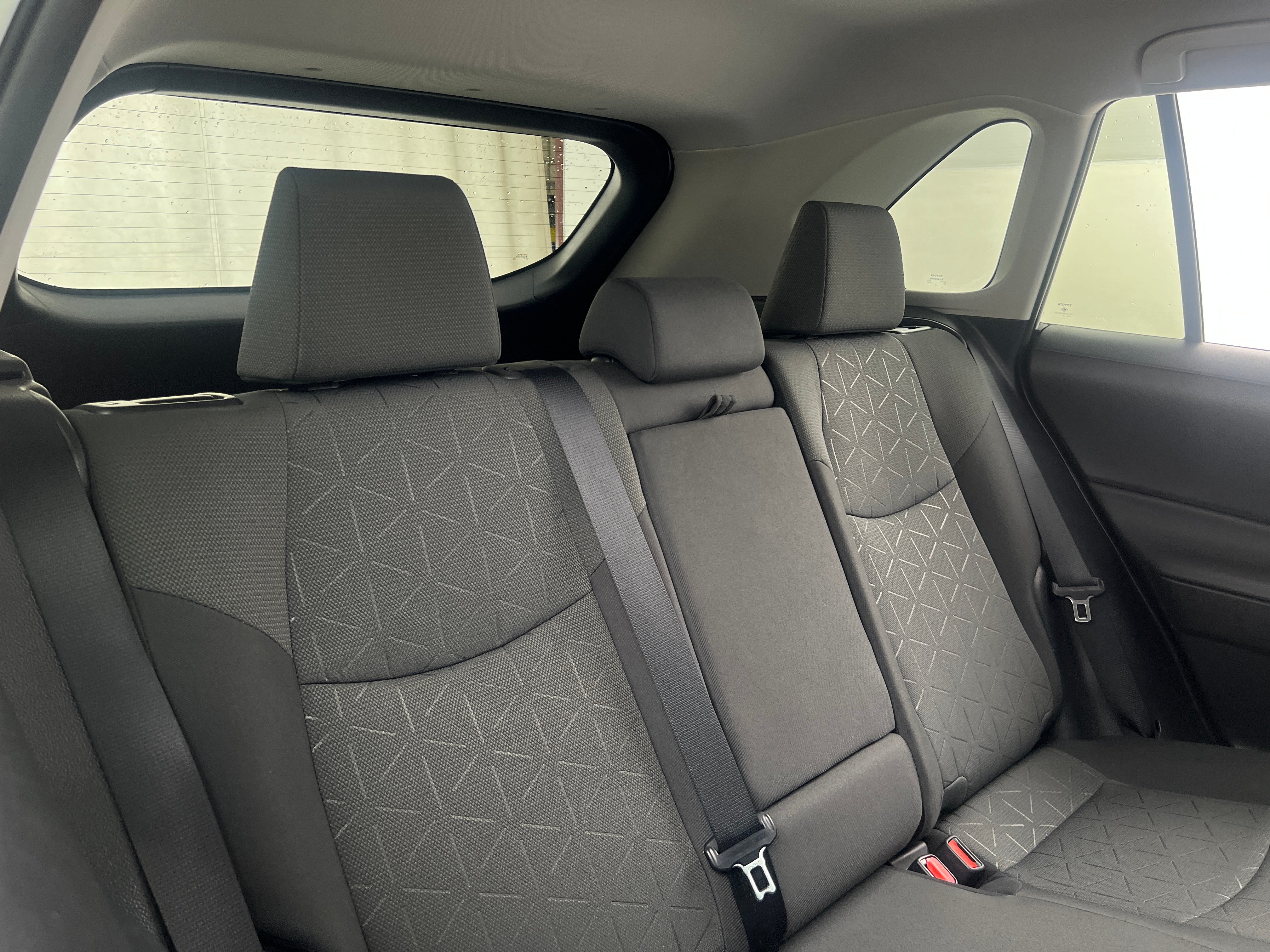 2021 Toyota RAV4 XLE 6