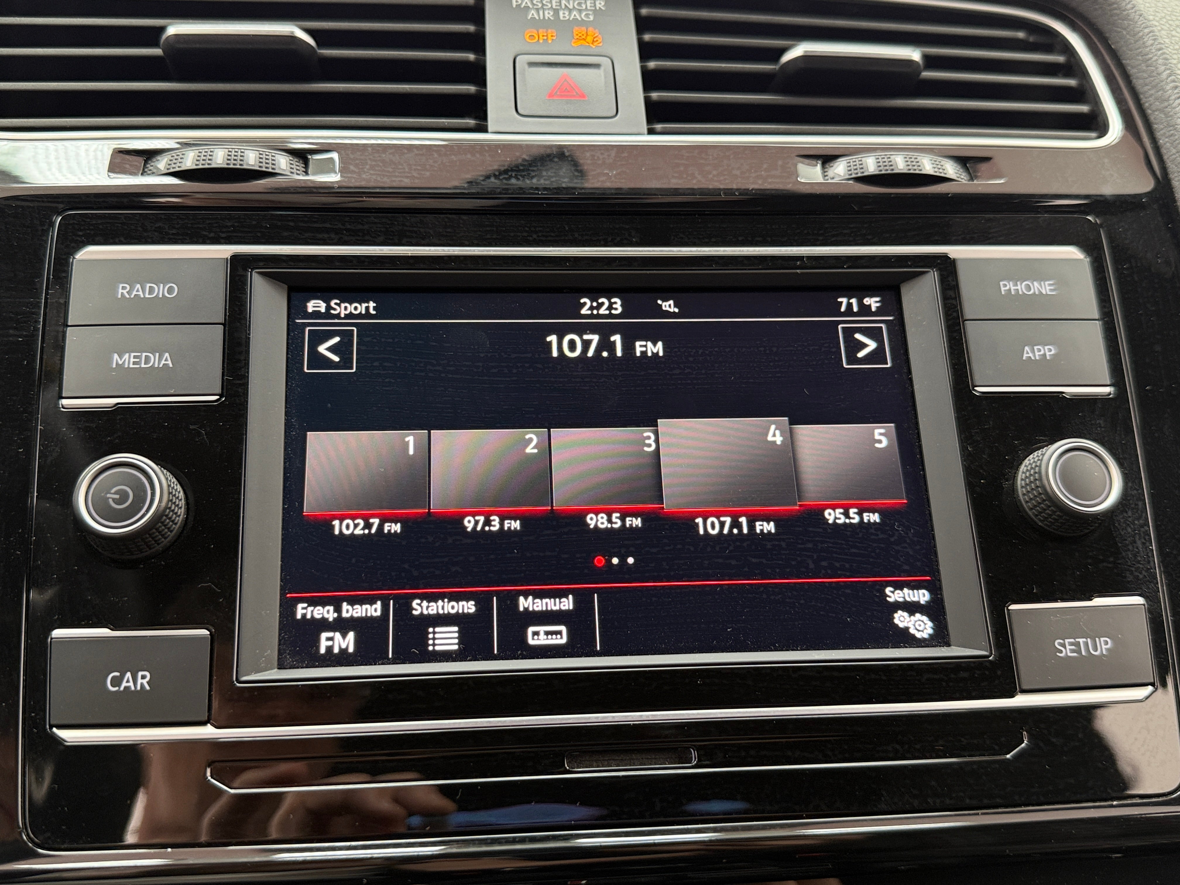 2019 Volkswagen Golf GTI S 4