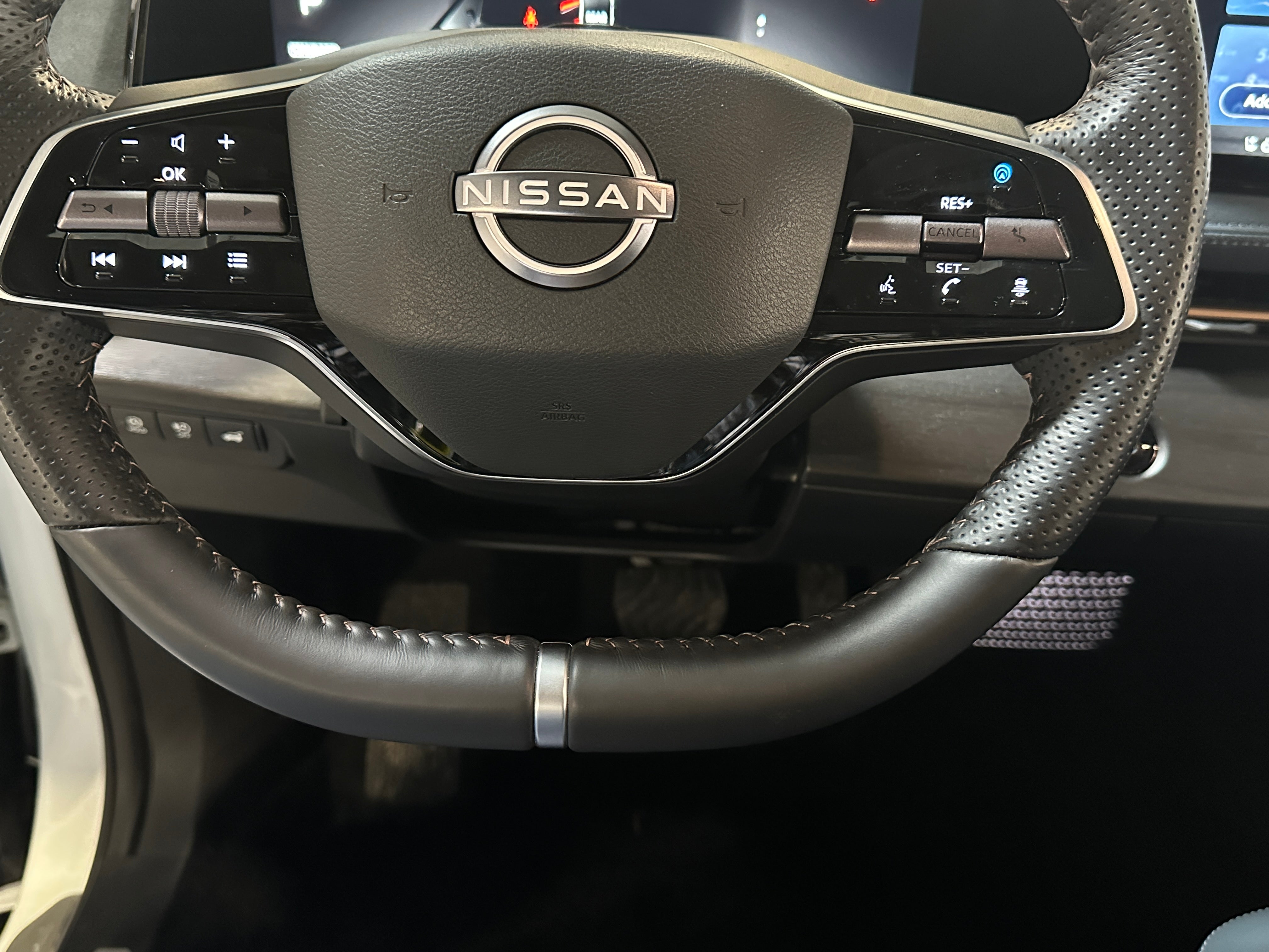 2023 Nissan Ariya Platinum+ 4