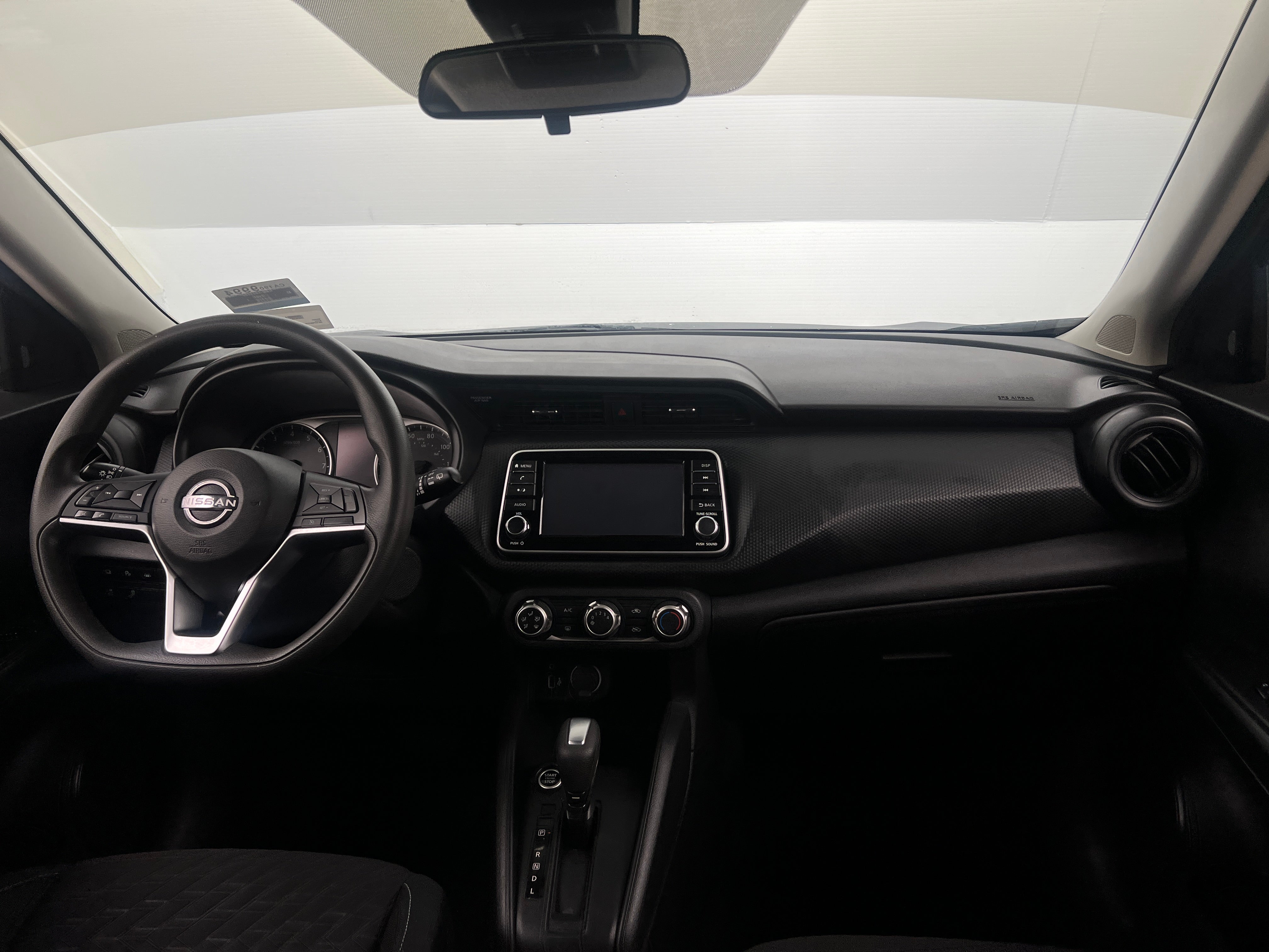 2022 Nissan Kicks S 3