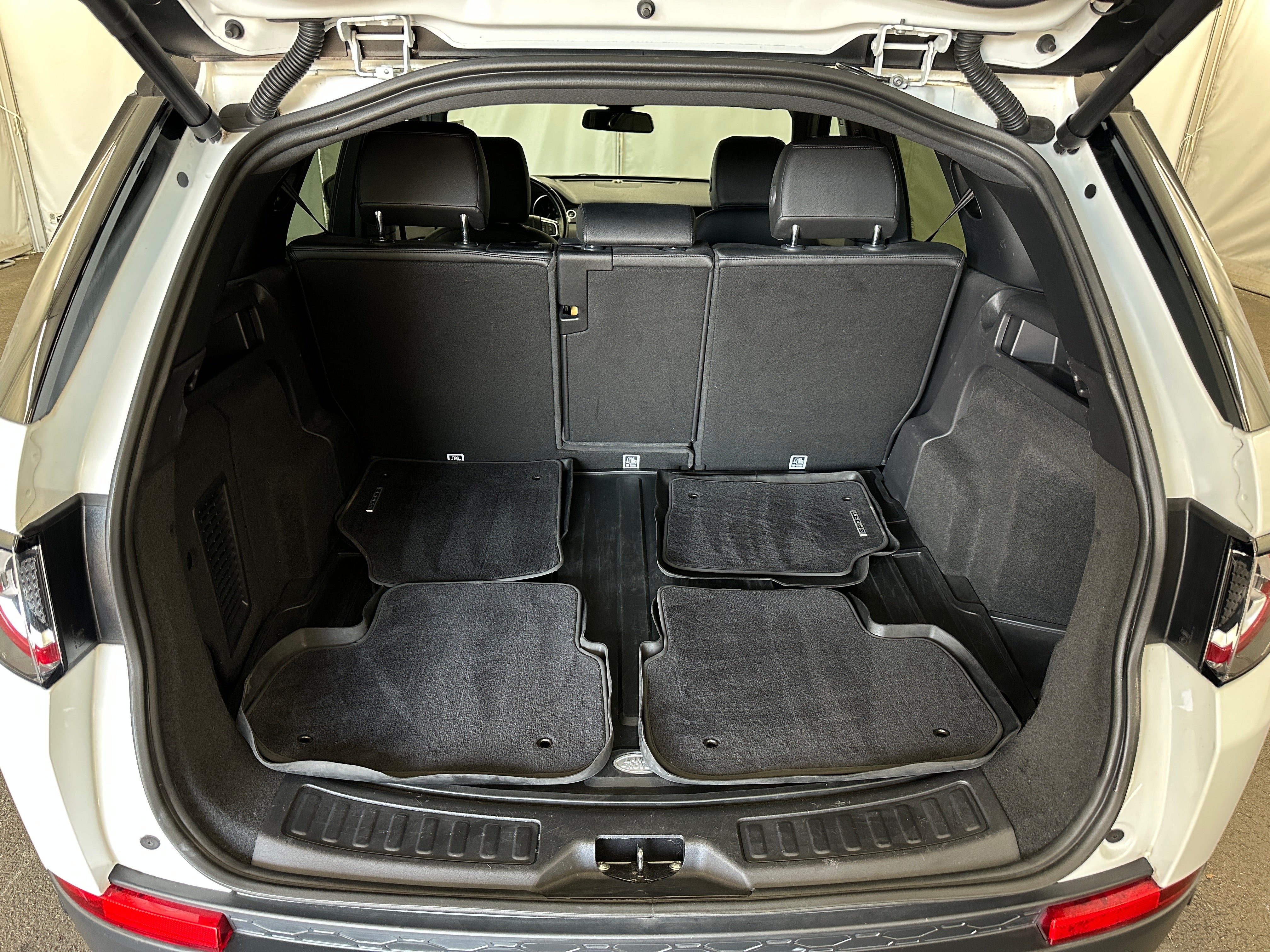 2016 Land Rover Discovery Sport HSE 6