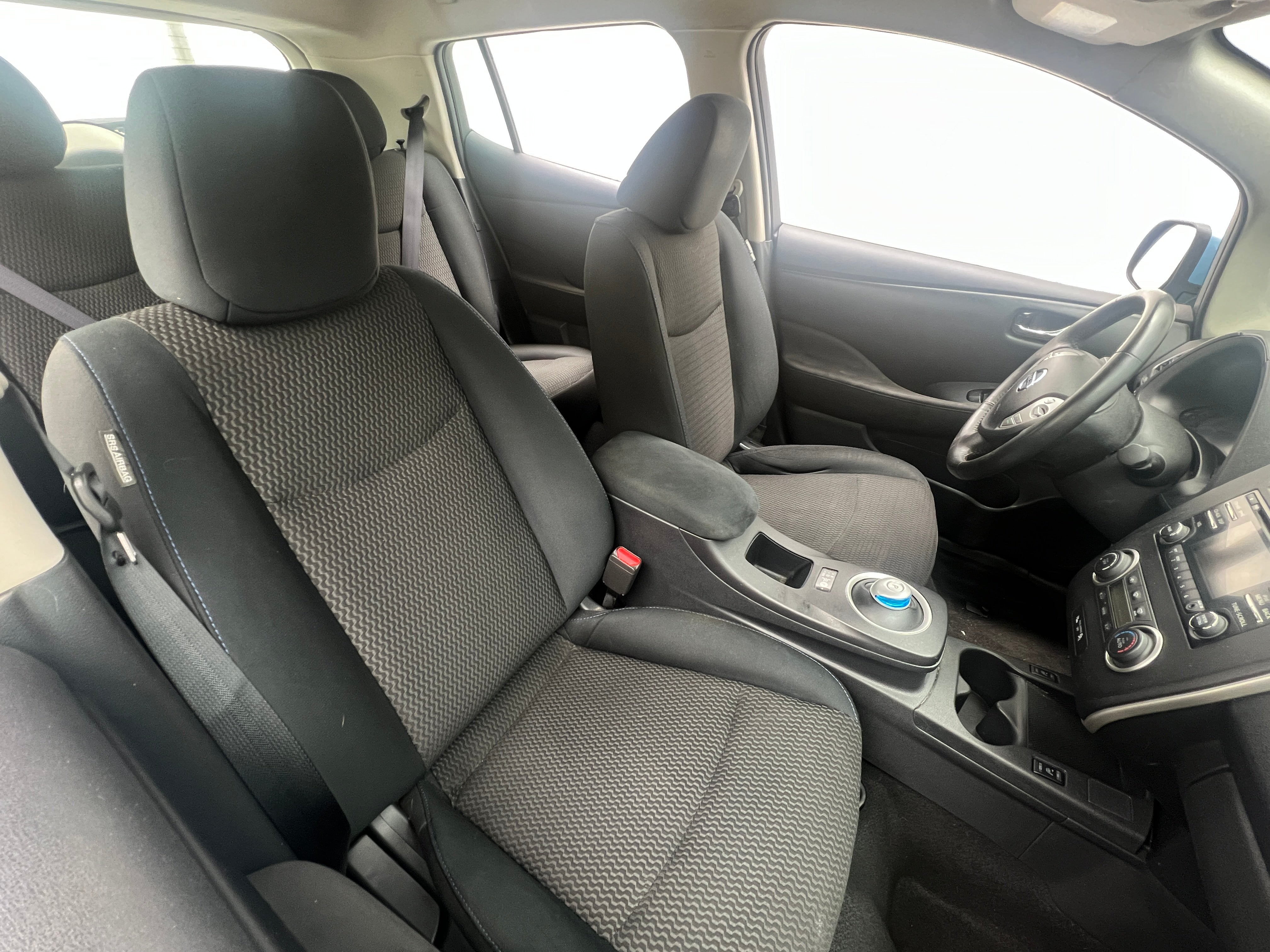 2015 Nissan Leaf S 2