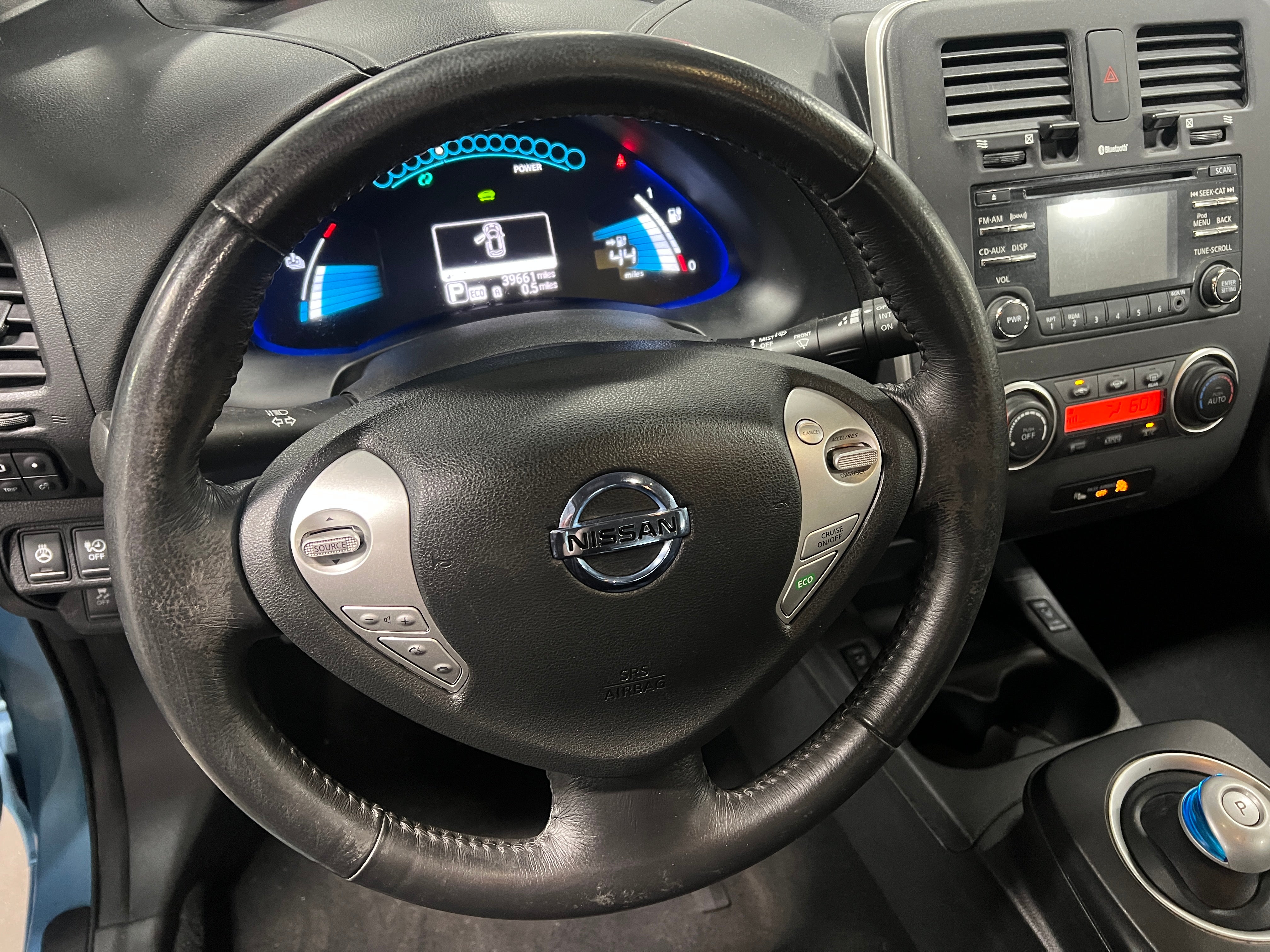 2015 Nissan Leaf S 5