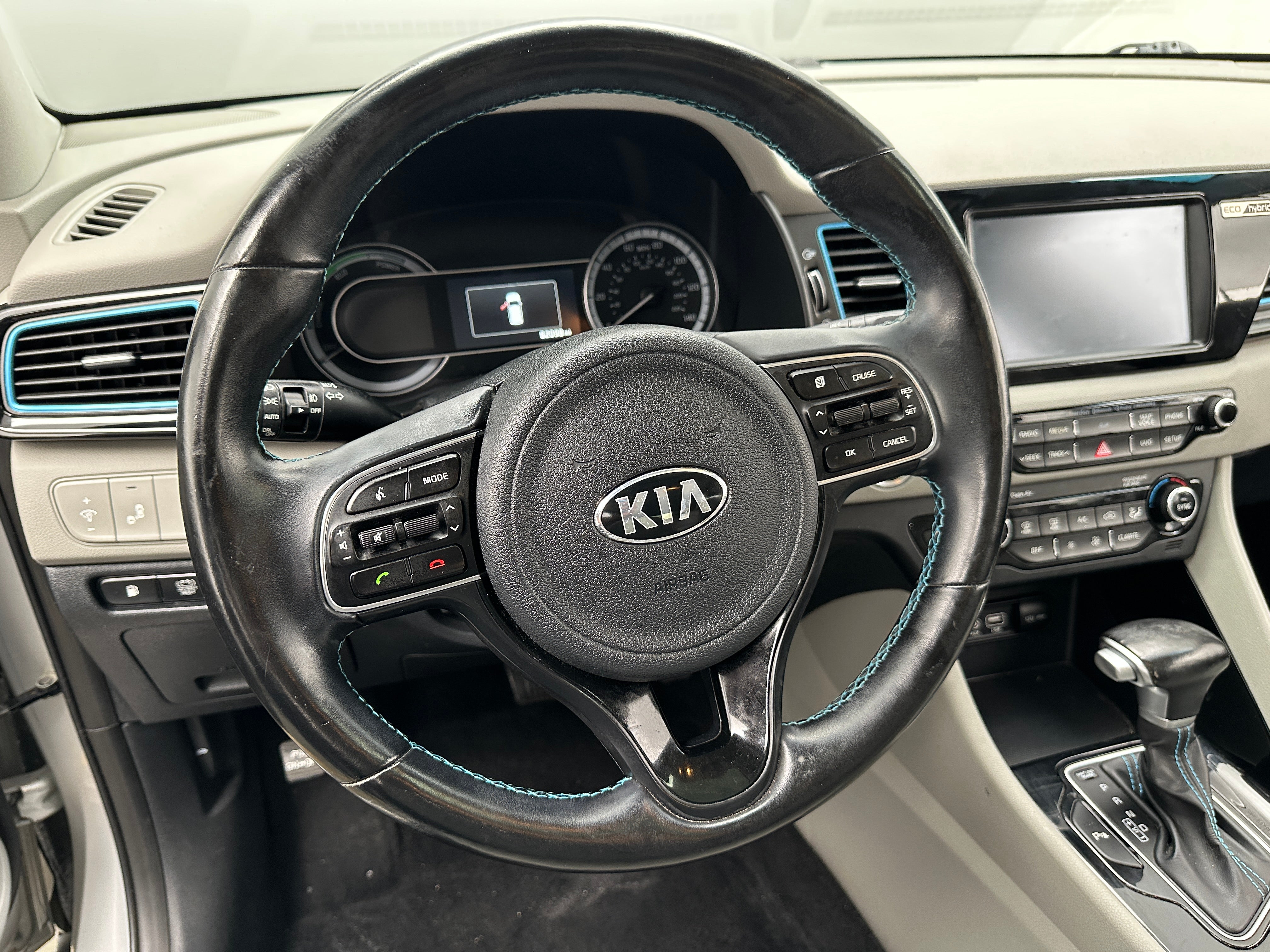 2017 Kia Niro Touring 4