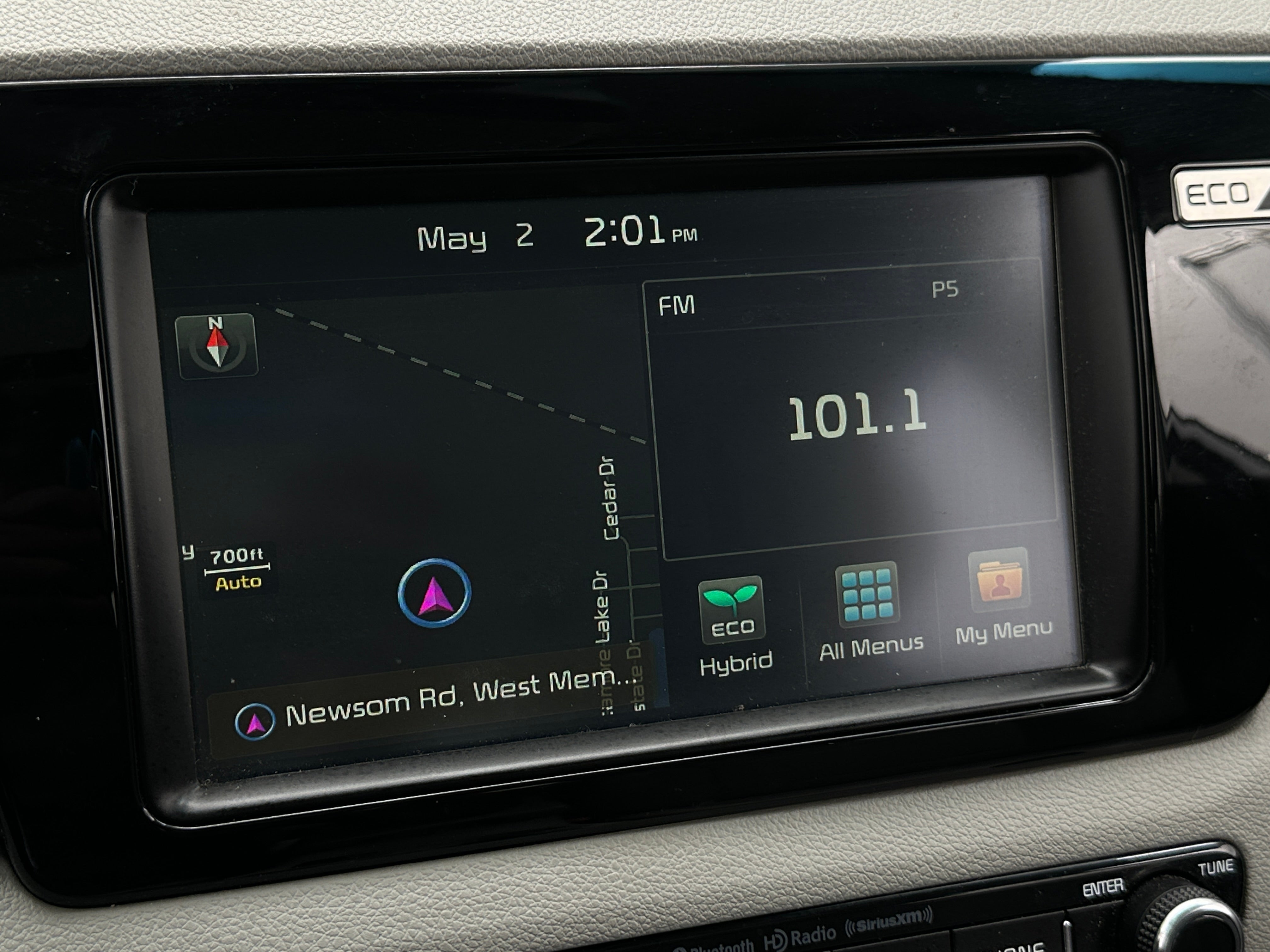 2017 Kia Niro Touring 3