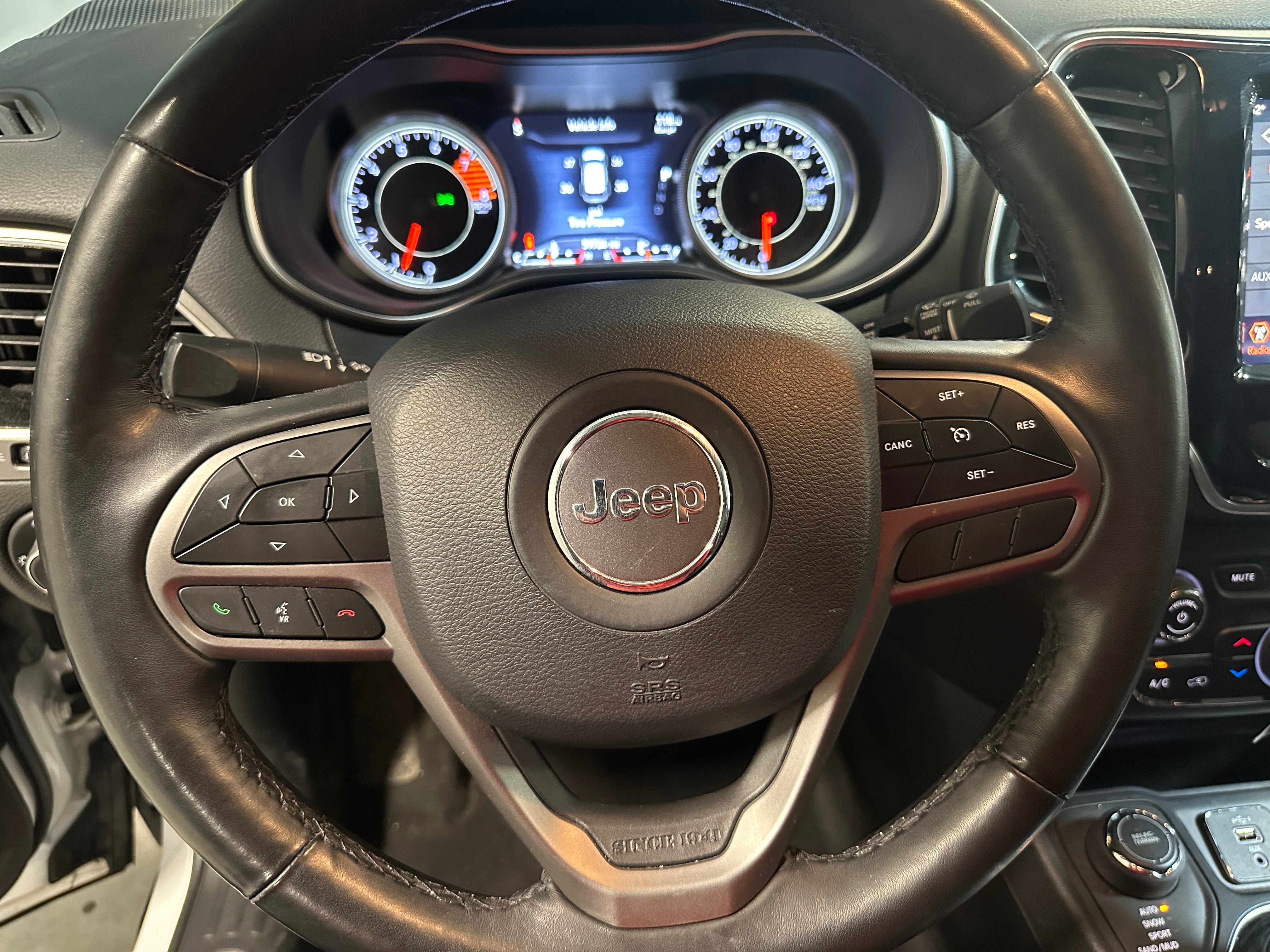 2019 Jeep Cherokee Limited Edition 4