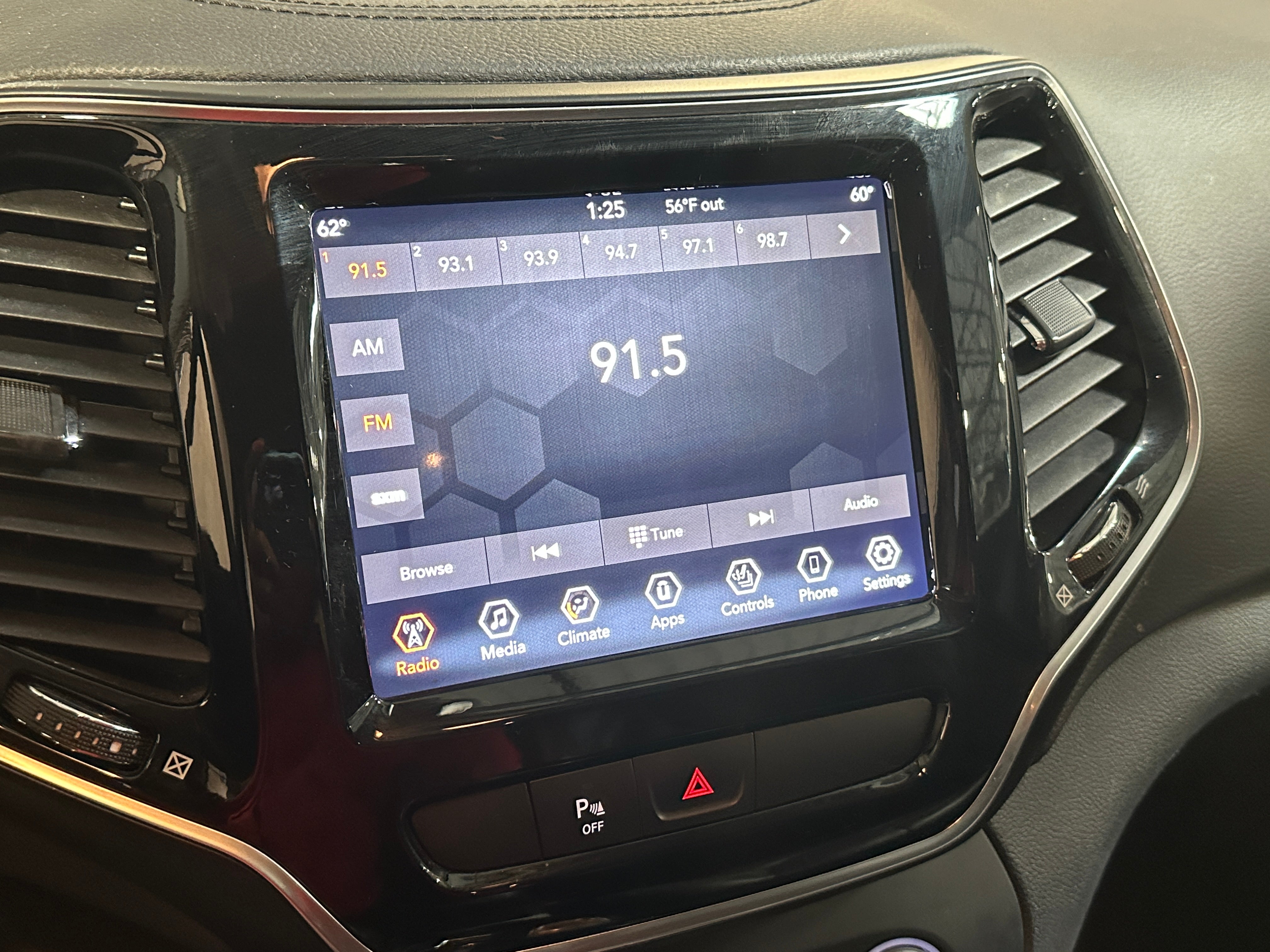 2019 Jeep Cherokee Limited Edition 3