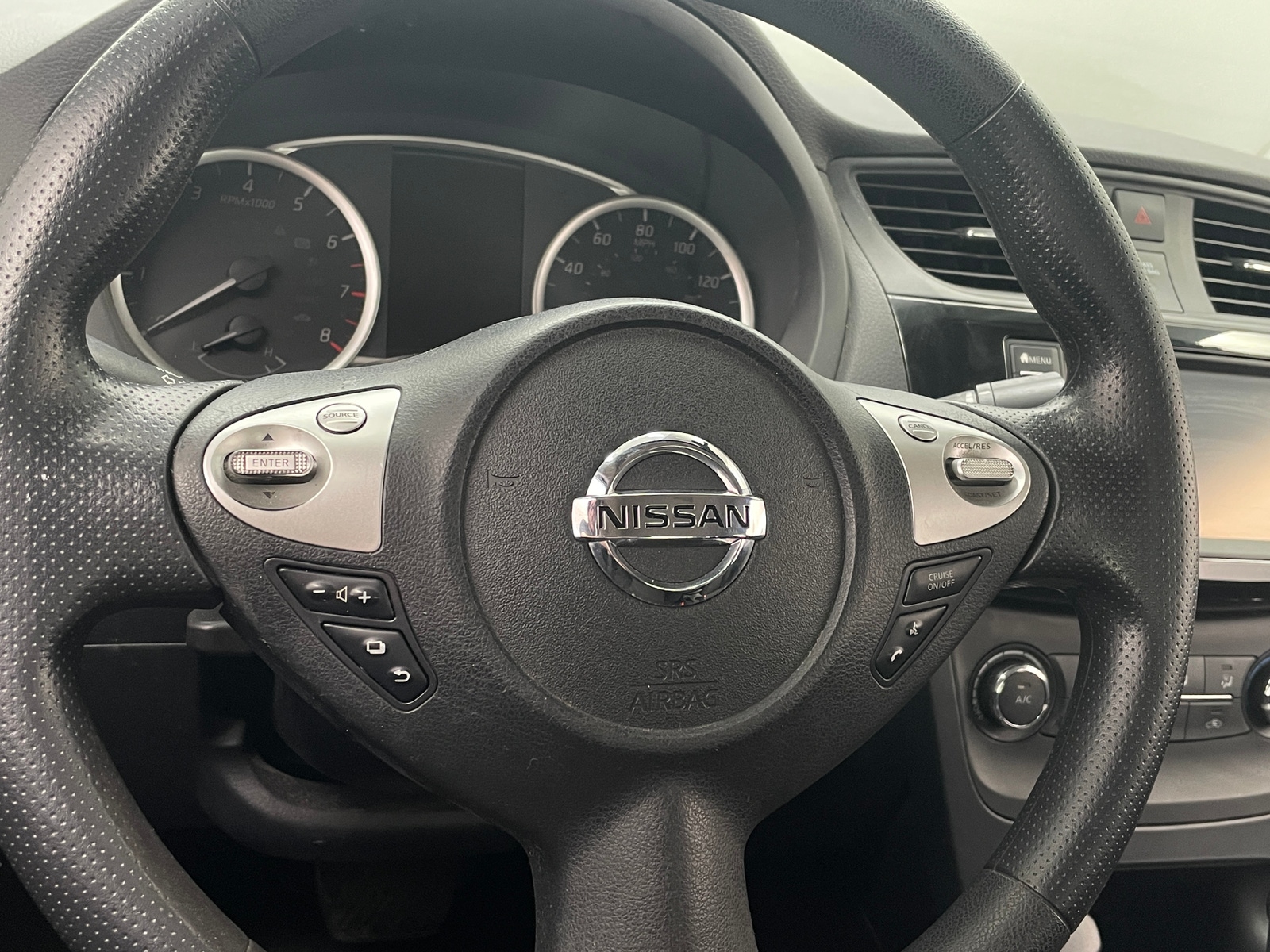 Thumbnail: 2019 Nissan Sentra - 5