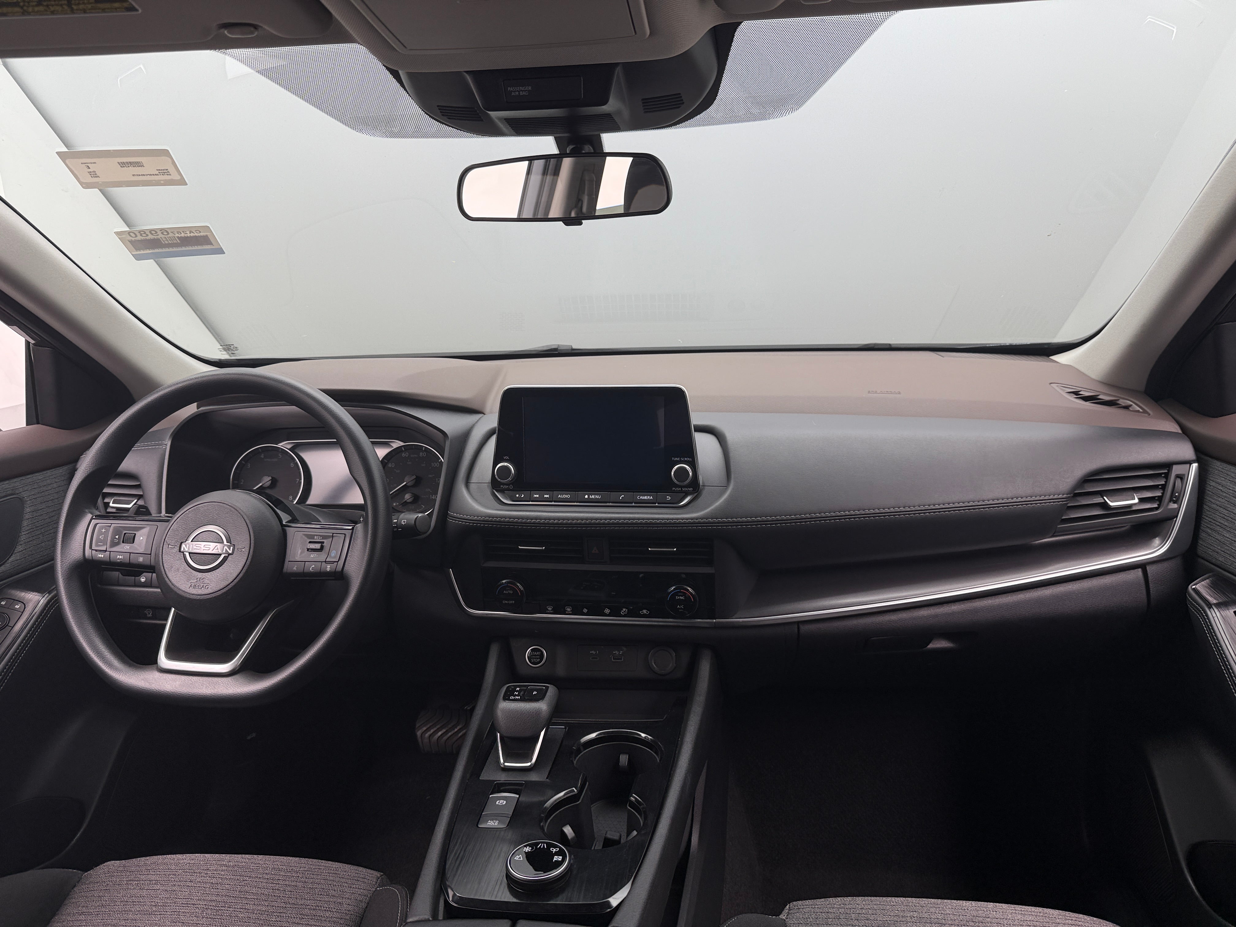 2023 Nissan Rogue SV 3