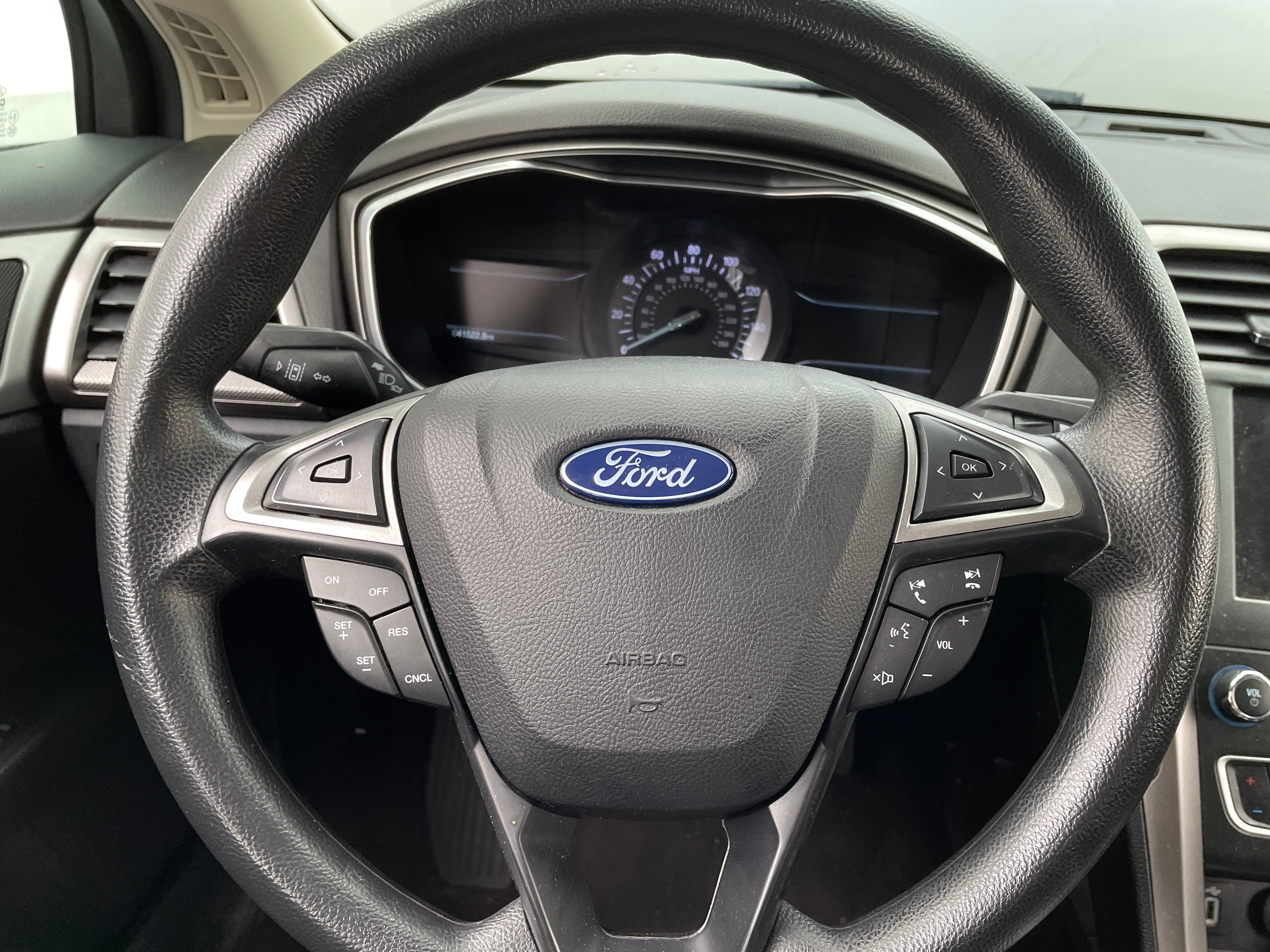 2020 Ford Fusion SE 5